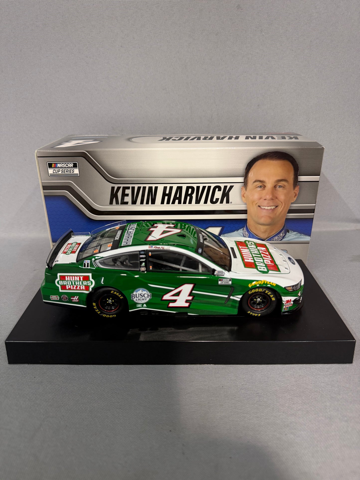 Kevin Harvick #4 2021 Hunt Brothers Pizza Nascar Diecast
