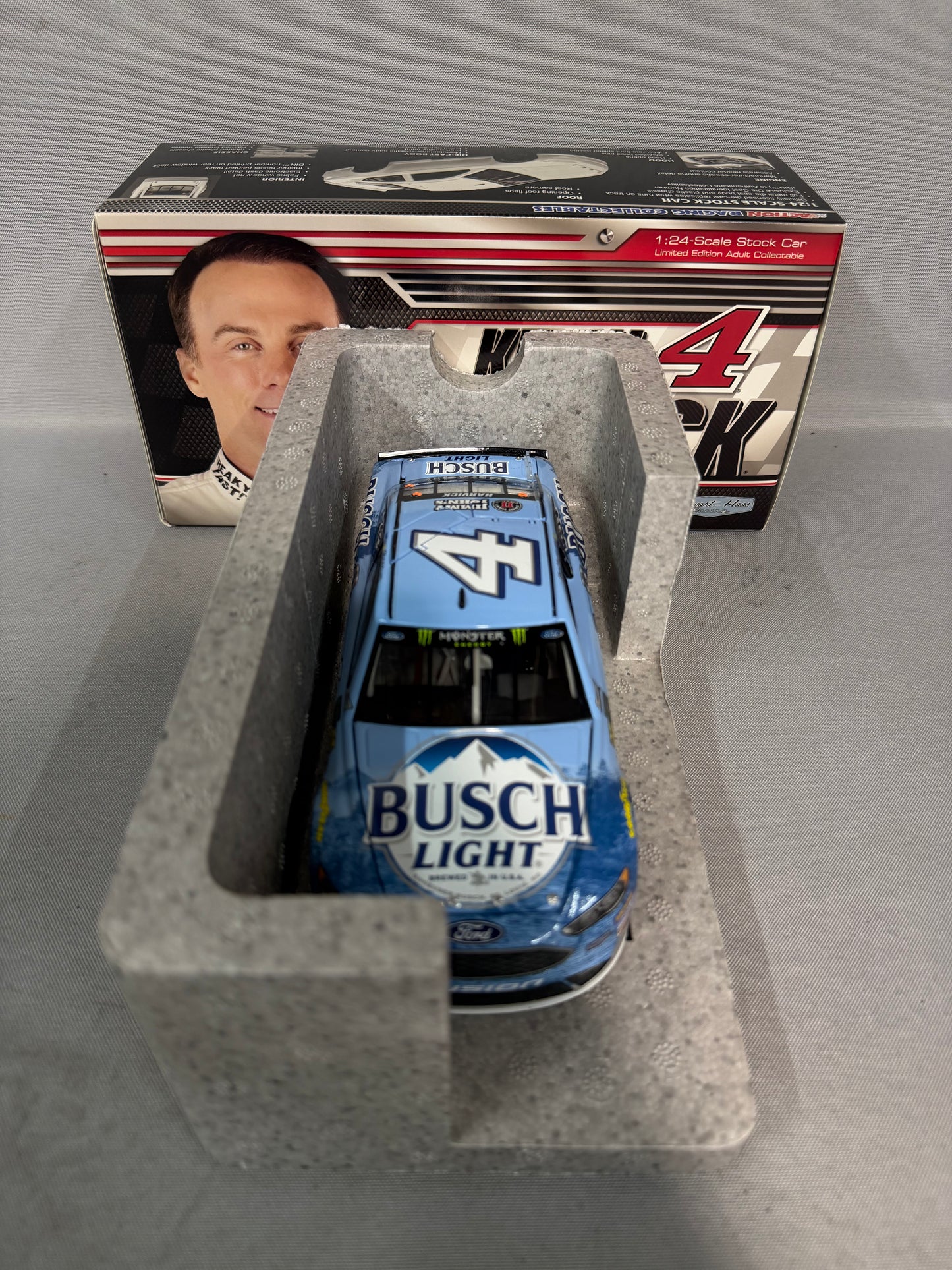 Kevin Harvick #4 2018 Busch Light Nascar Diecast