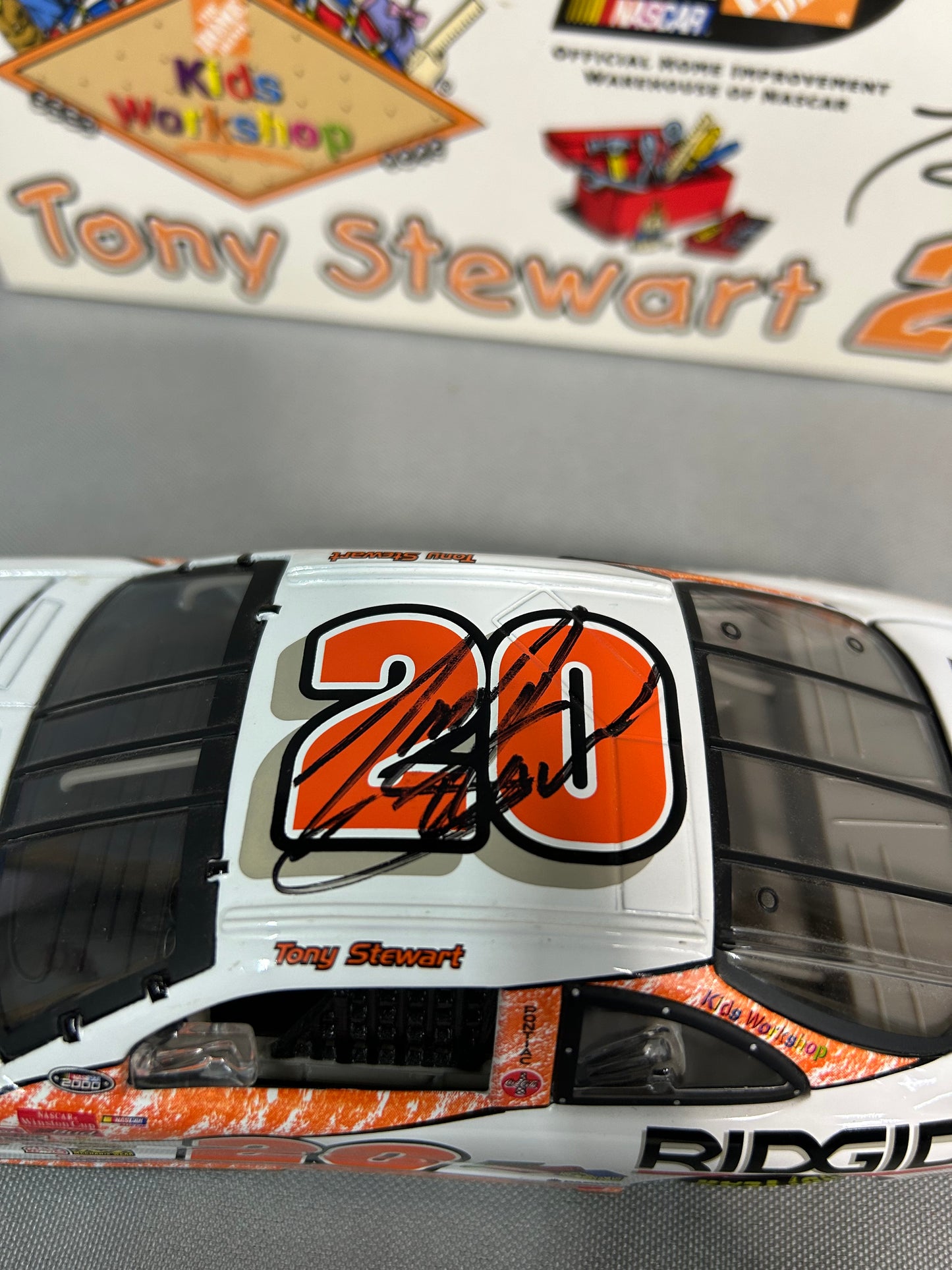 Tony Stewart #20 2000 Home Depot Kids Workshop Autographed Nascar Diecast
