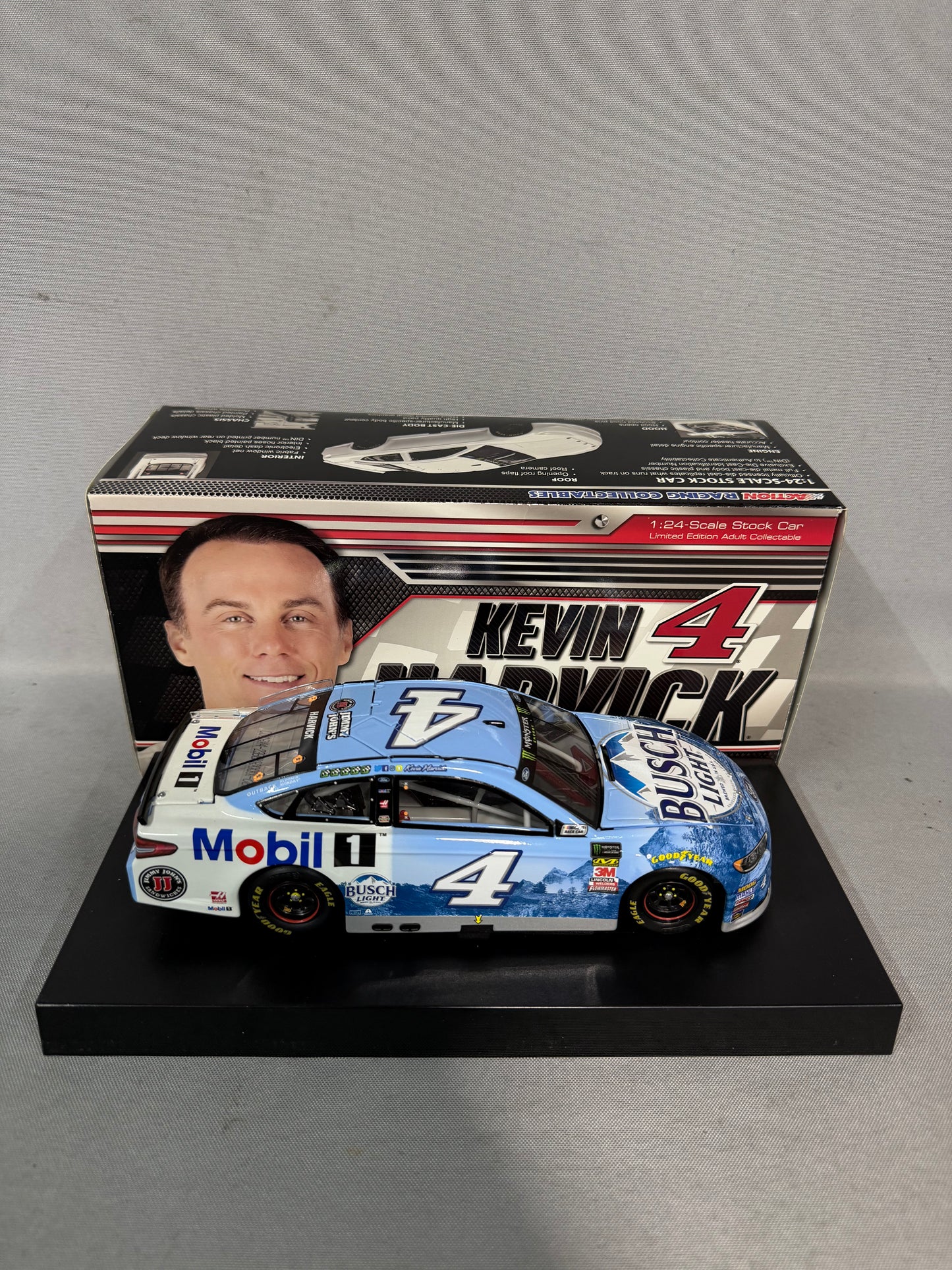 Kevin Harvick #4 2017 Busch Light Mobil 1 Nascar Diecast