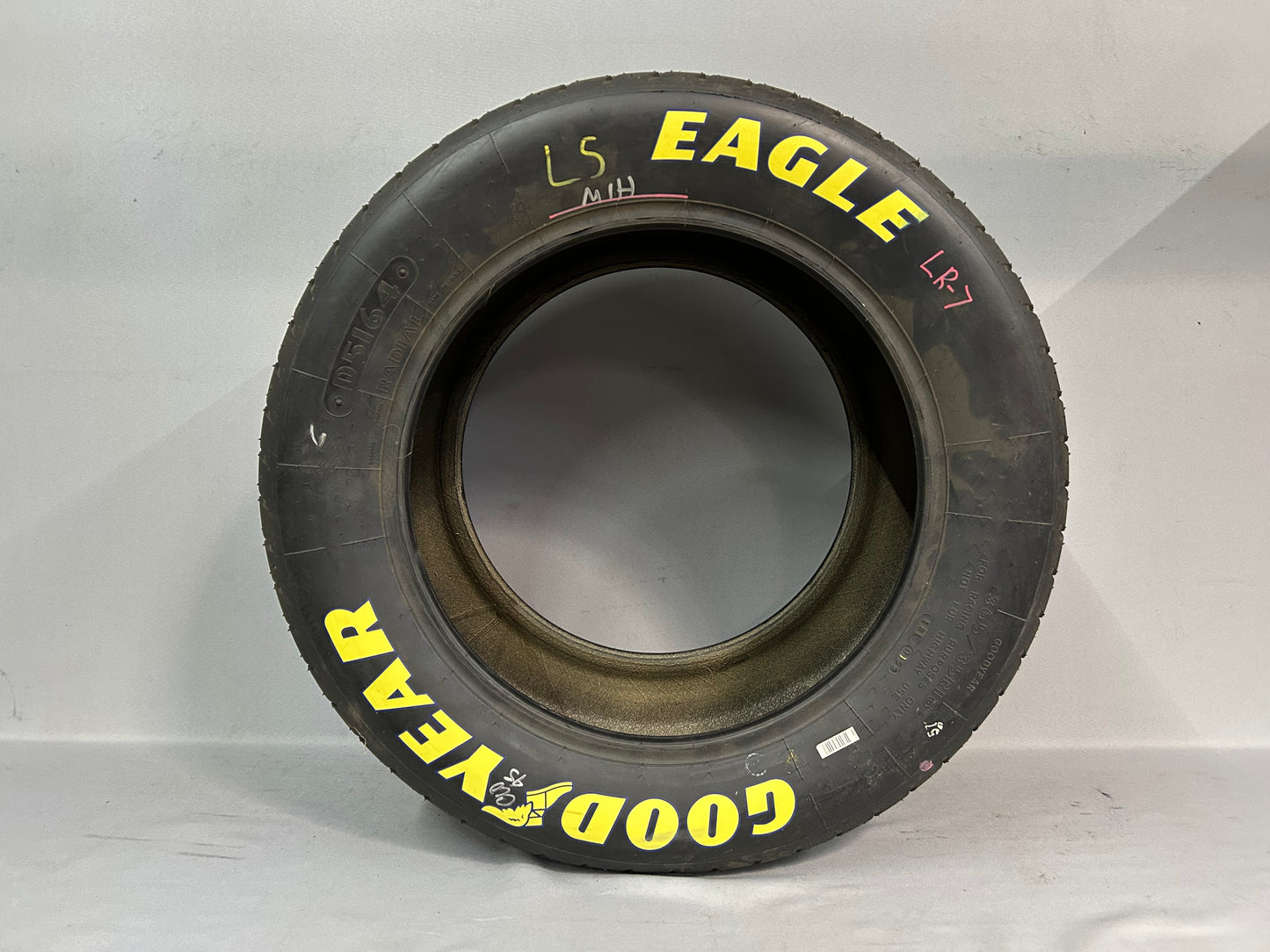 Kyle Larson #5 2023 Bristol Dirt Nascar Goodyear Sticker Tire