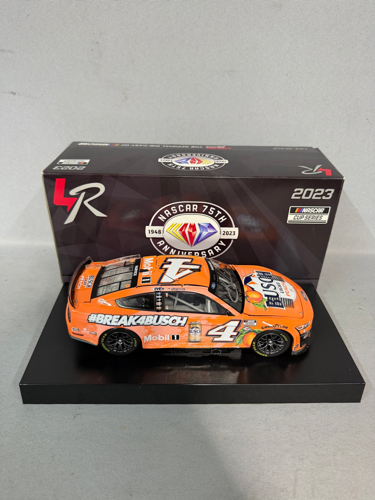 Kevin Harvick #4 2023 Busch Light Peach Elite Nascar Autographed Diecast