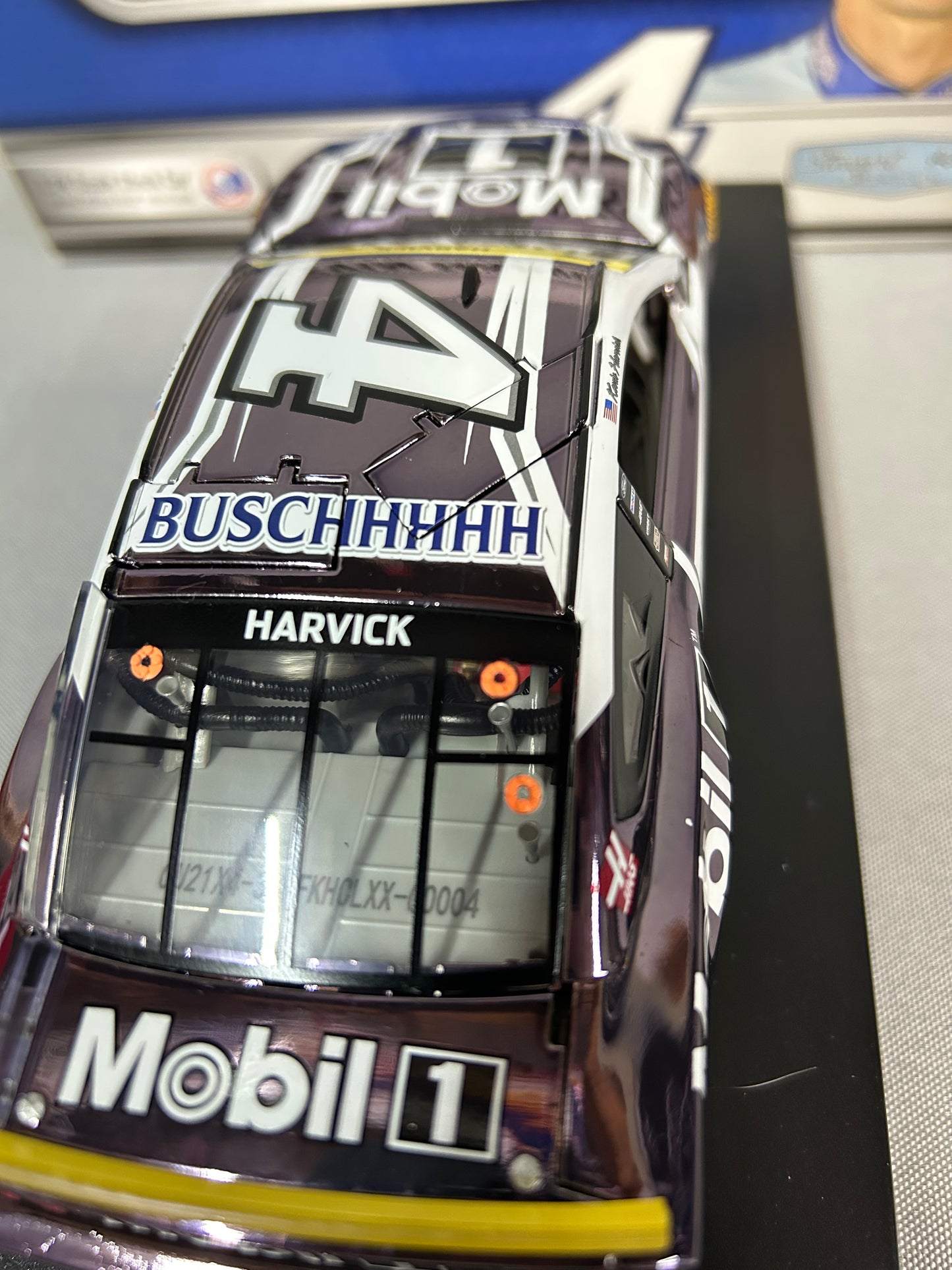 Kevin Harvick #4 2021 Autographed Mobil 1 Fan Vote Color Chrome Din 4 Door # Nascar Diecast