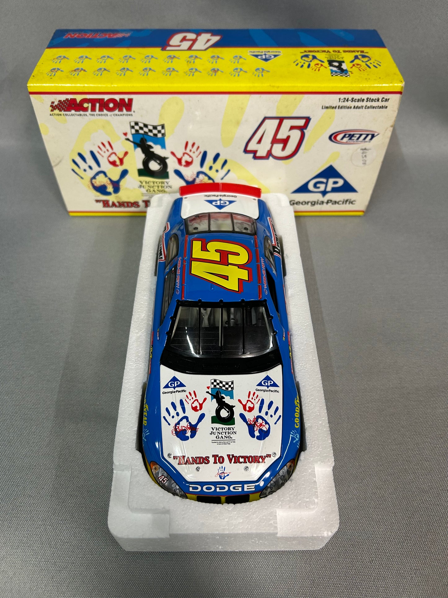 Kyle Petty #45 2003 Georgia Pacific Hands To Victory Nascar Diecast