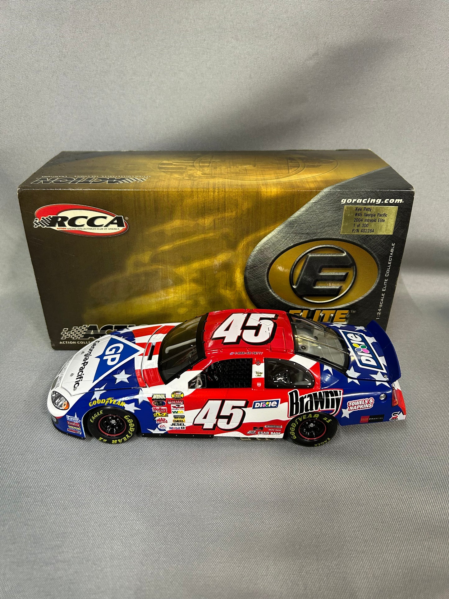 Kyle Petty #45 2004 Georgia Pacific Elite Nascar Diecast