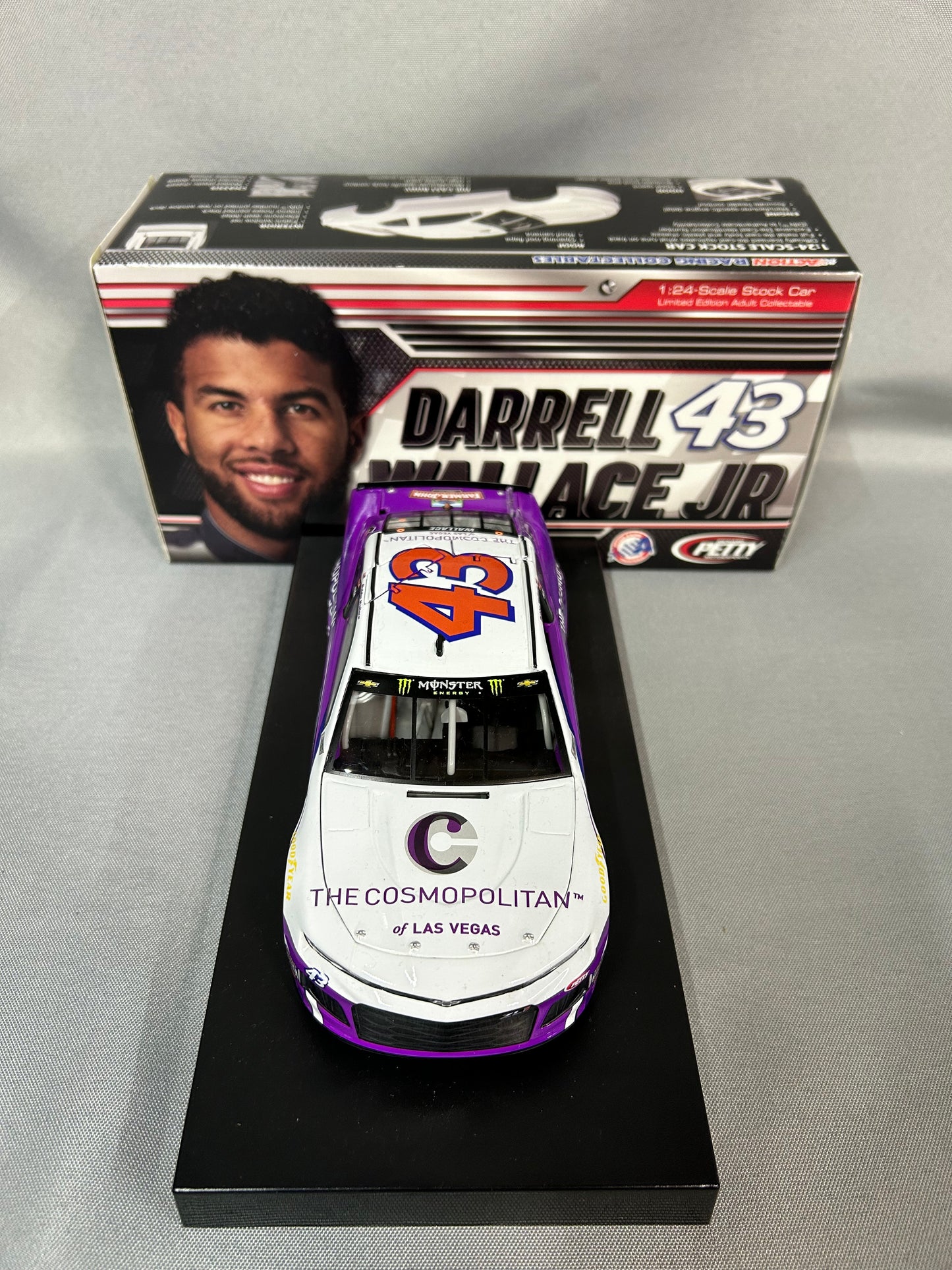 Bubba Wallace #43 2018 Cosmopolitan Las Vegas Nascar Diecast