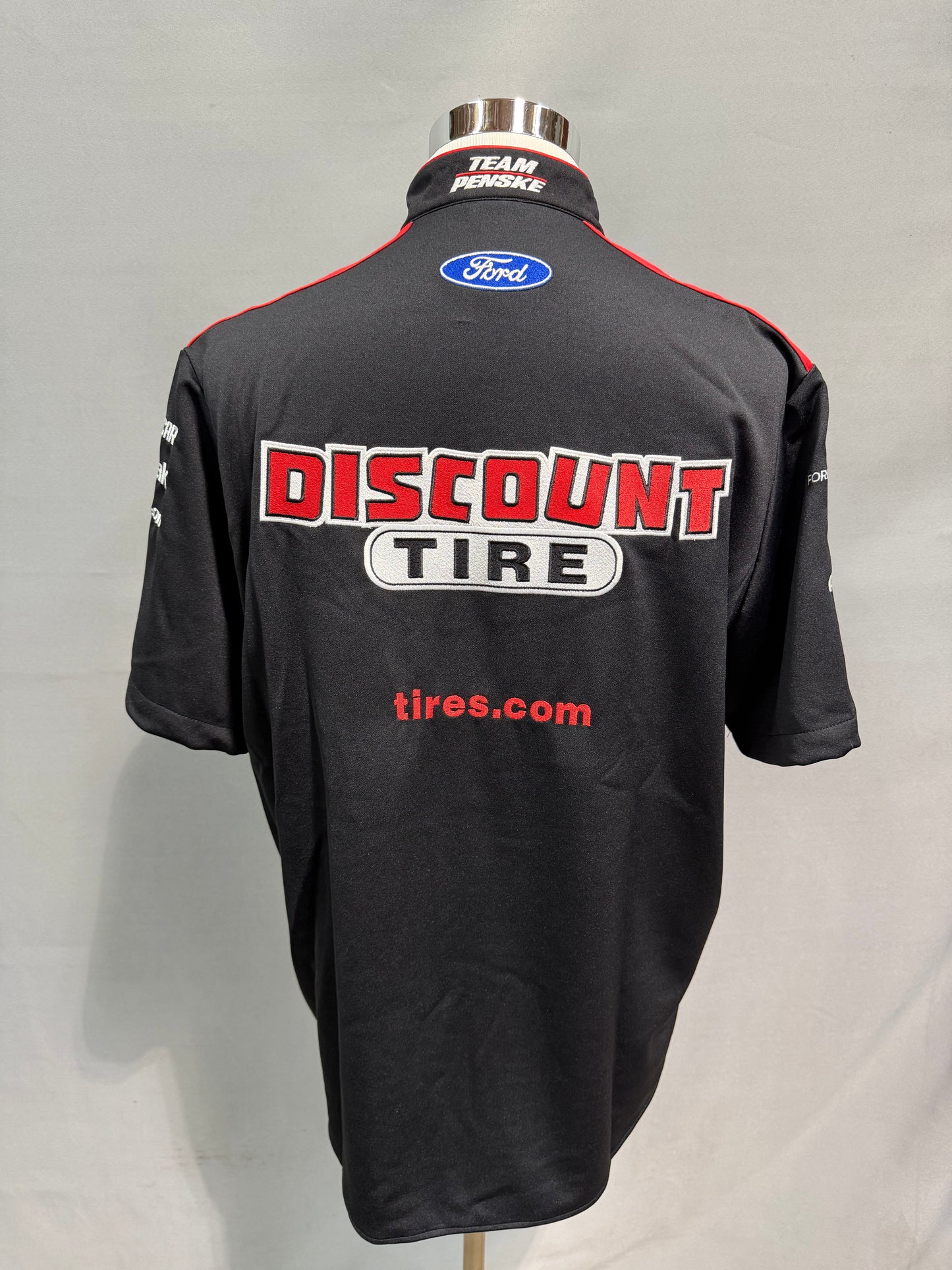 Ryan Blaney #22 2017 Discount Tire Nascar Crew Shirt Size Large