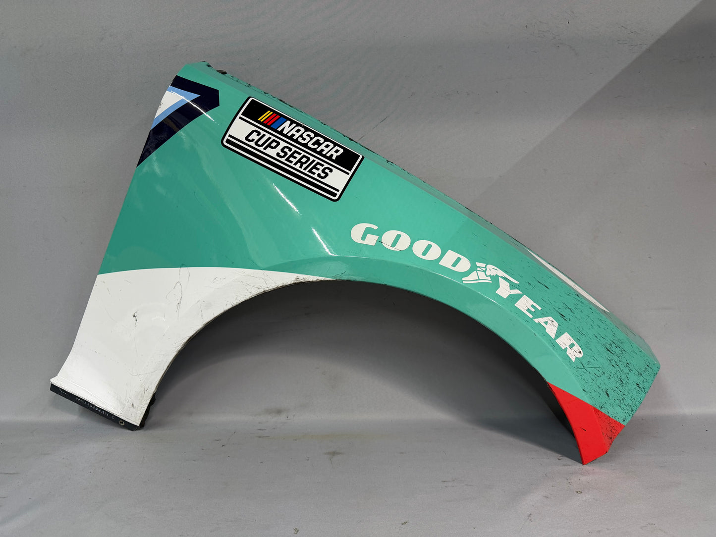 Michael McDowell #71 2025 Las Vegas Delaware Life Nascar Fender