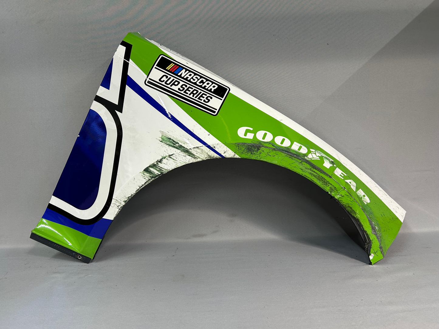 Shane Van Gisbergen #16 2024 Atlanta Acceptance Insurance Nascar Fender