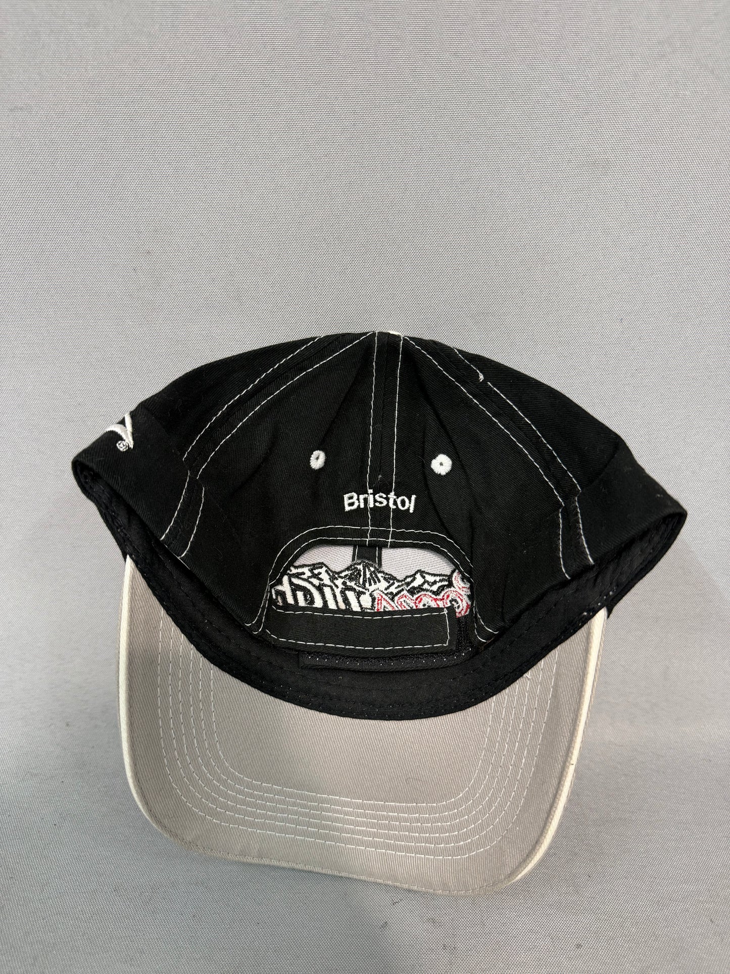Logano hat