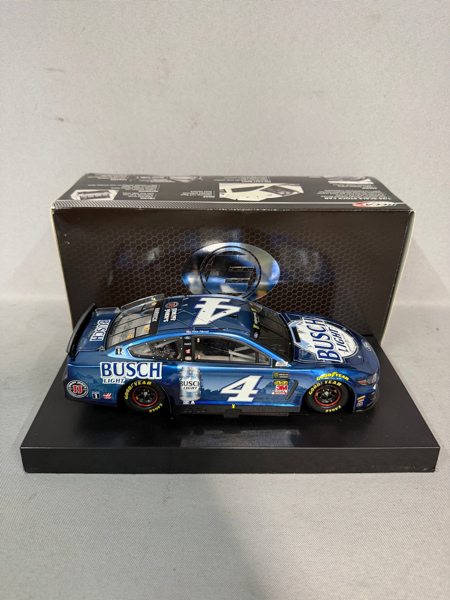 Kevin Harvick #4 2019 Busch Light Elite Liquid Color Nascar Diecast