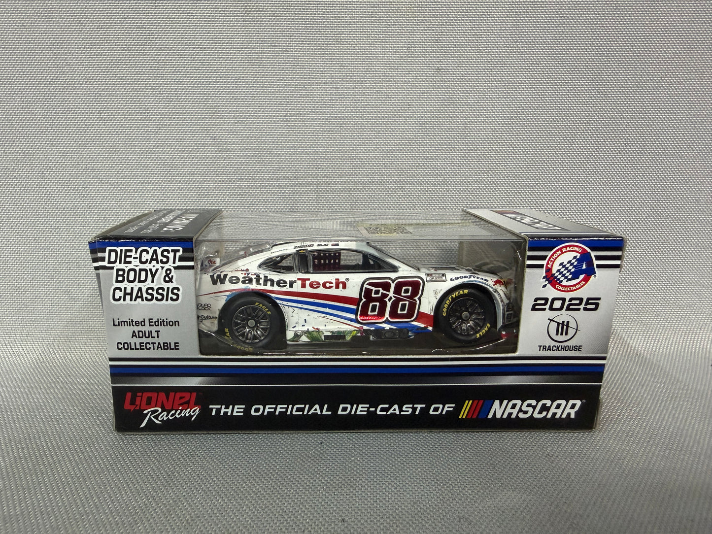 Shane Van Gisbergen #88 2025 Charlotte Roval Win Weathertech Nascar 1/64 Diecast