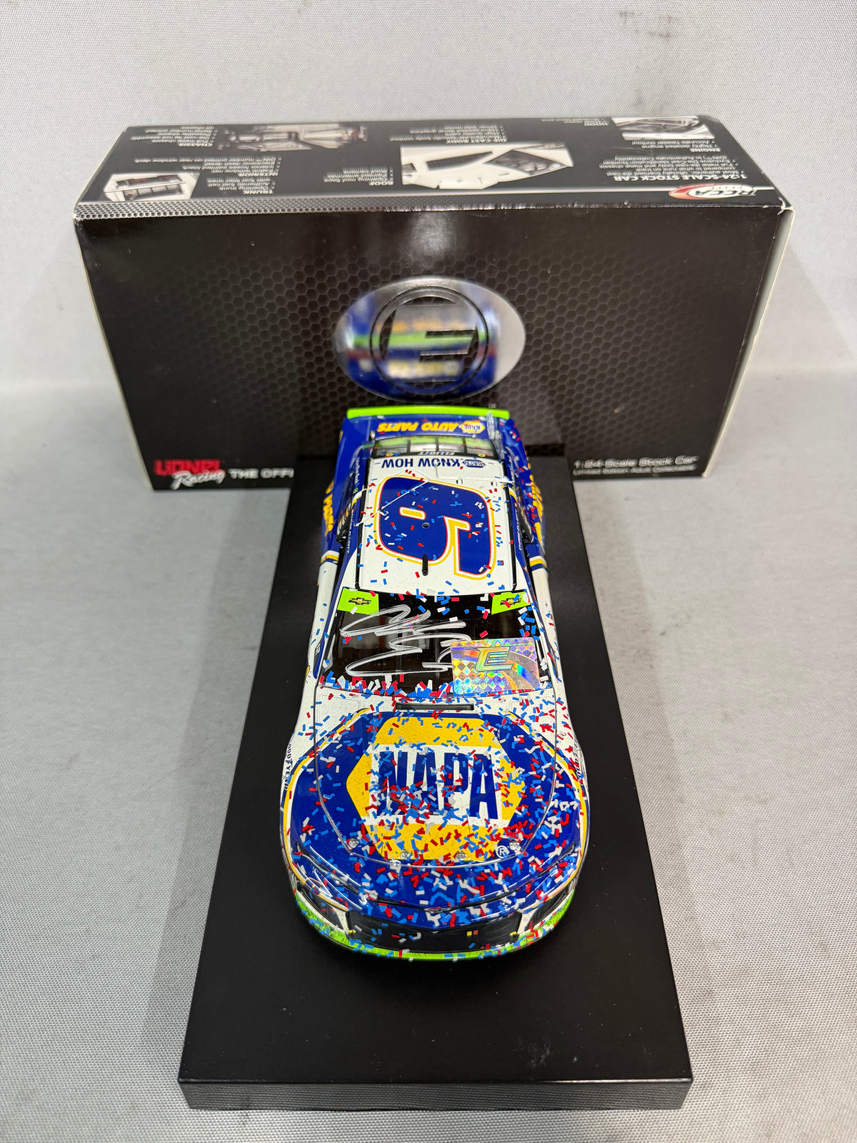 Chase Elliott #9 2018 Dover Win Napa Elite Nascar Autographed Diecast