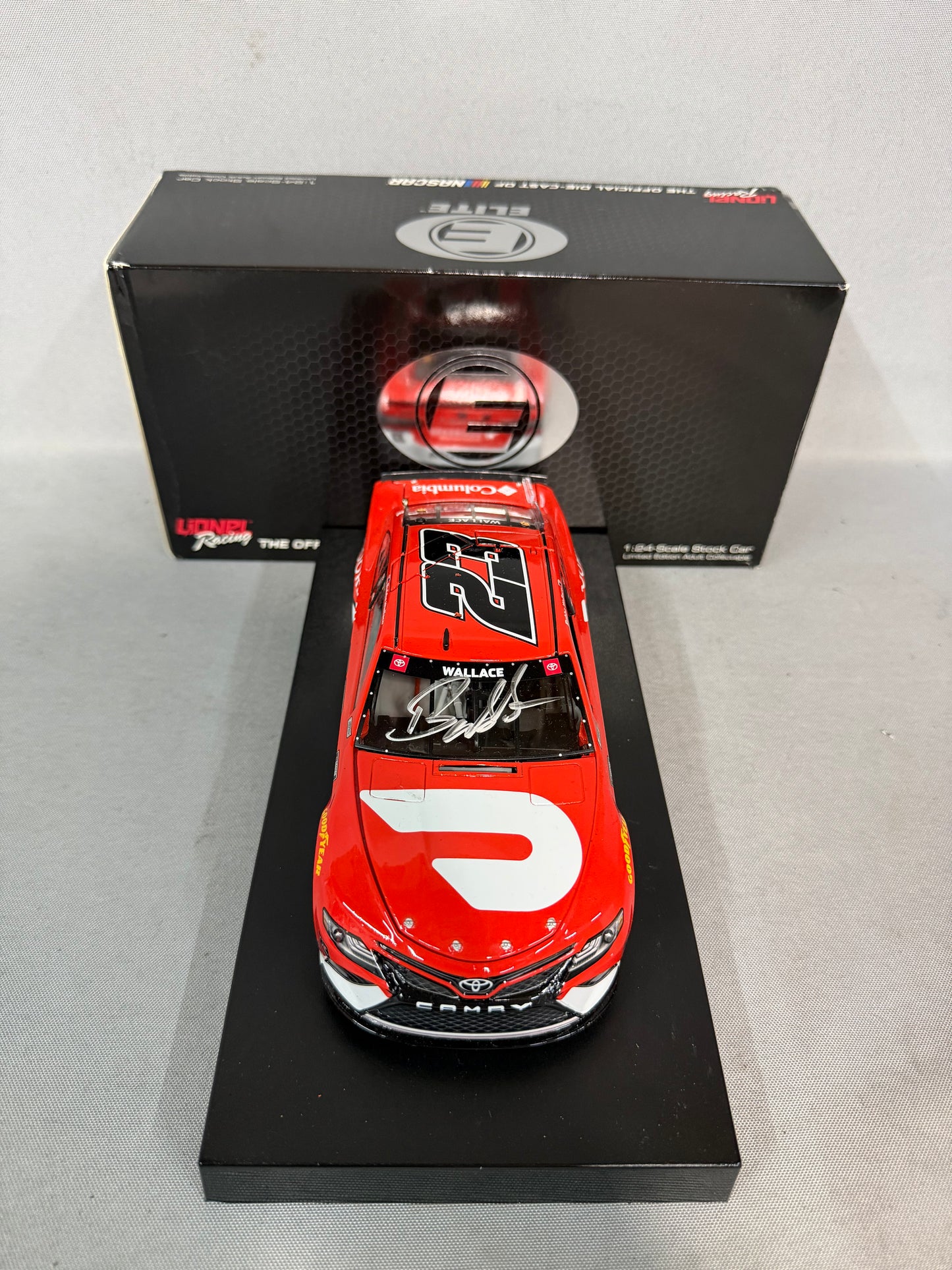 Bubba Wallace #23 2021 DoorDash Elite Nascar Autographed Diecast