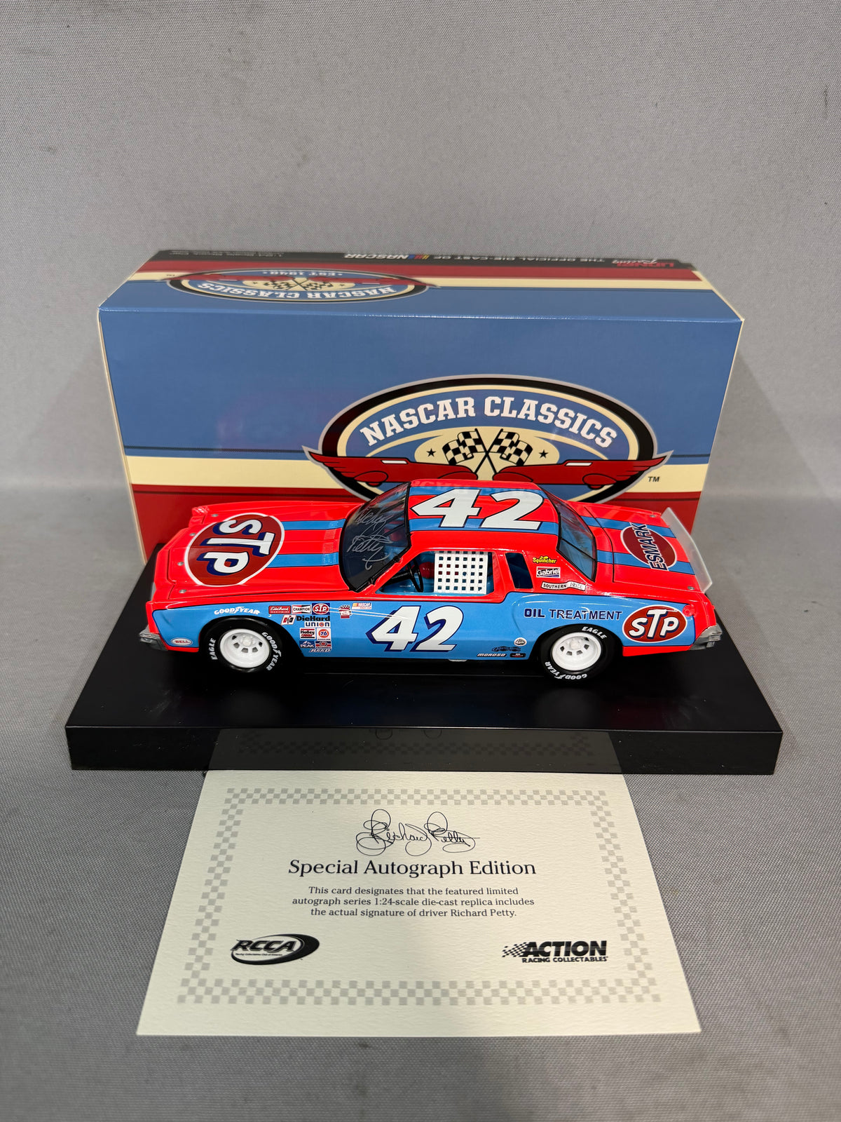 Richard Petty #43 1981 STP Monte Carlo Nascar Autographed Diecast