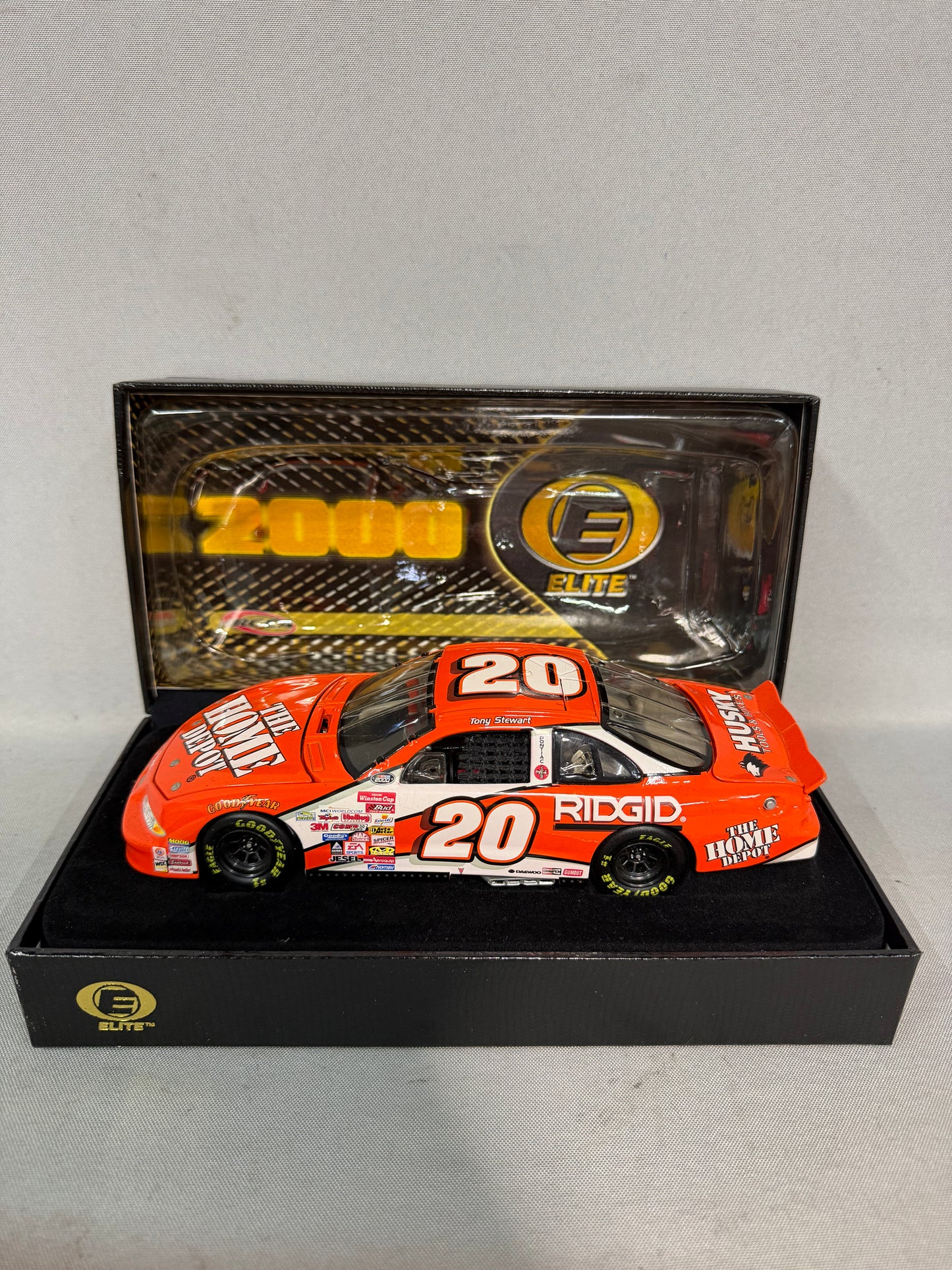 Tony Stewart #20 2000 Home Depot Elite Nascar Diecast
