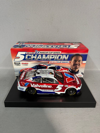 Kyle Larson #5 2026 Valvoline Champion Liquid Color Nascar Diecast