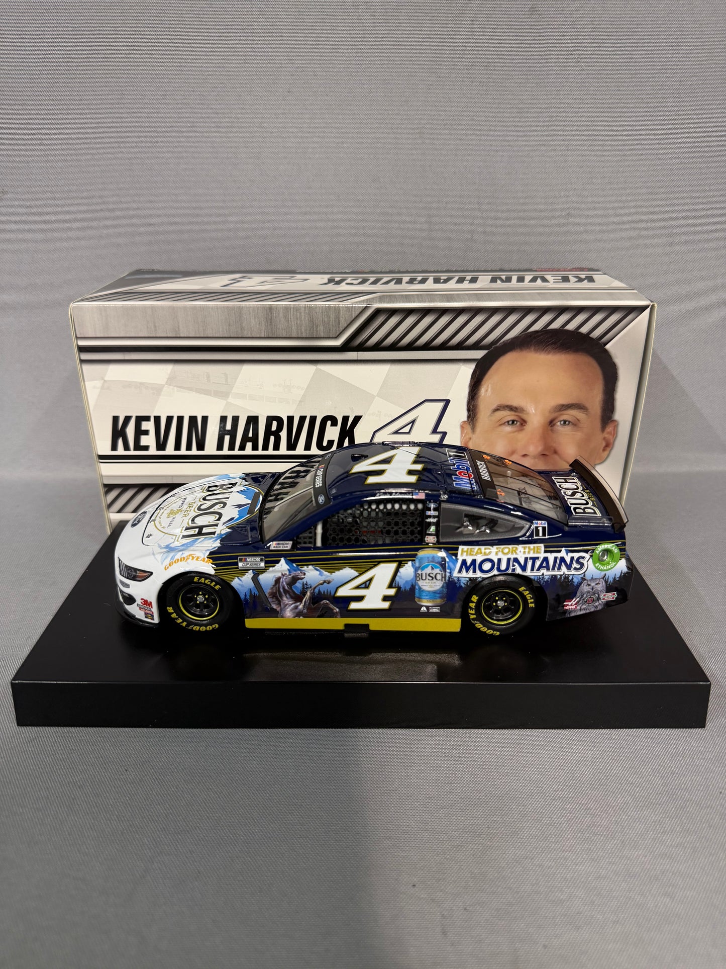 Kevin Harvick #4 2020 Busch Beer Head For The Mountains Nascar Diecast