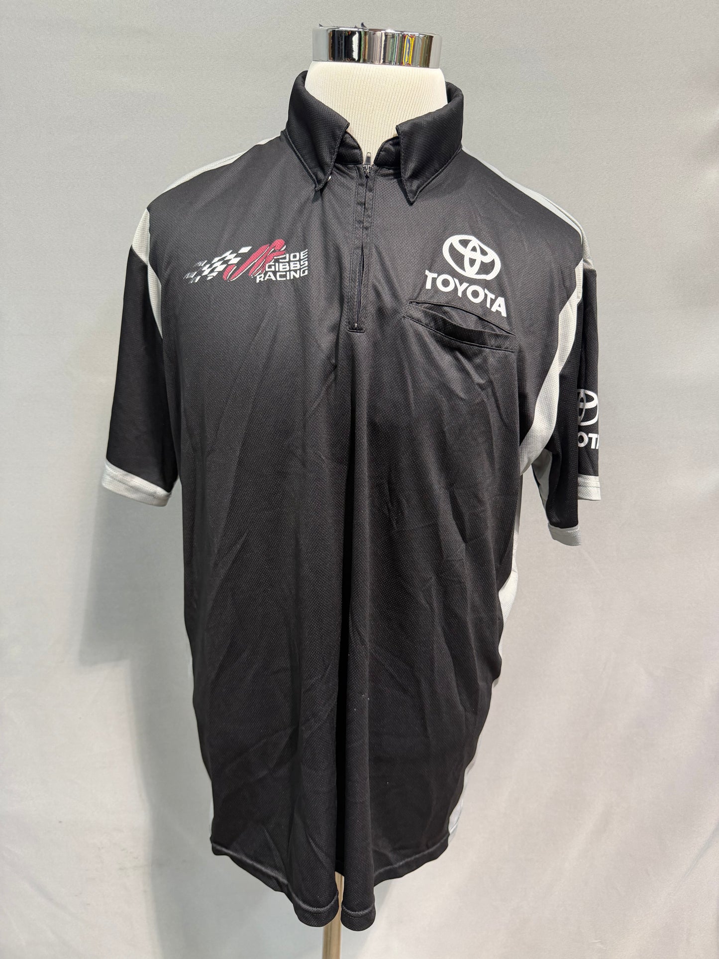 Joe Gibbs Racing Toyota Nascar Crew Shirt Size XL