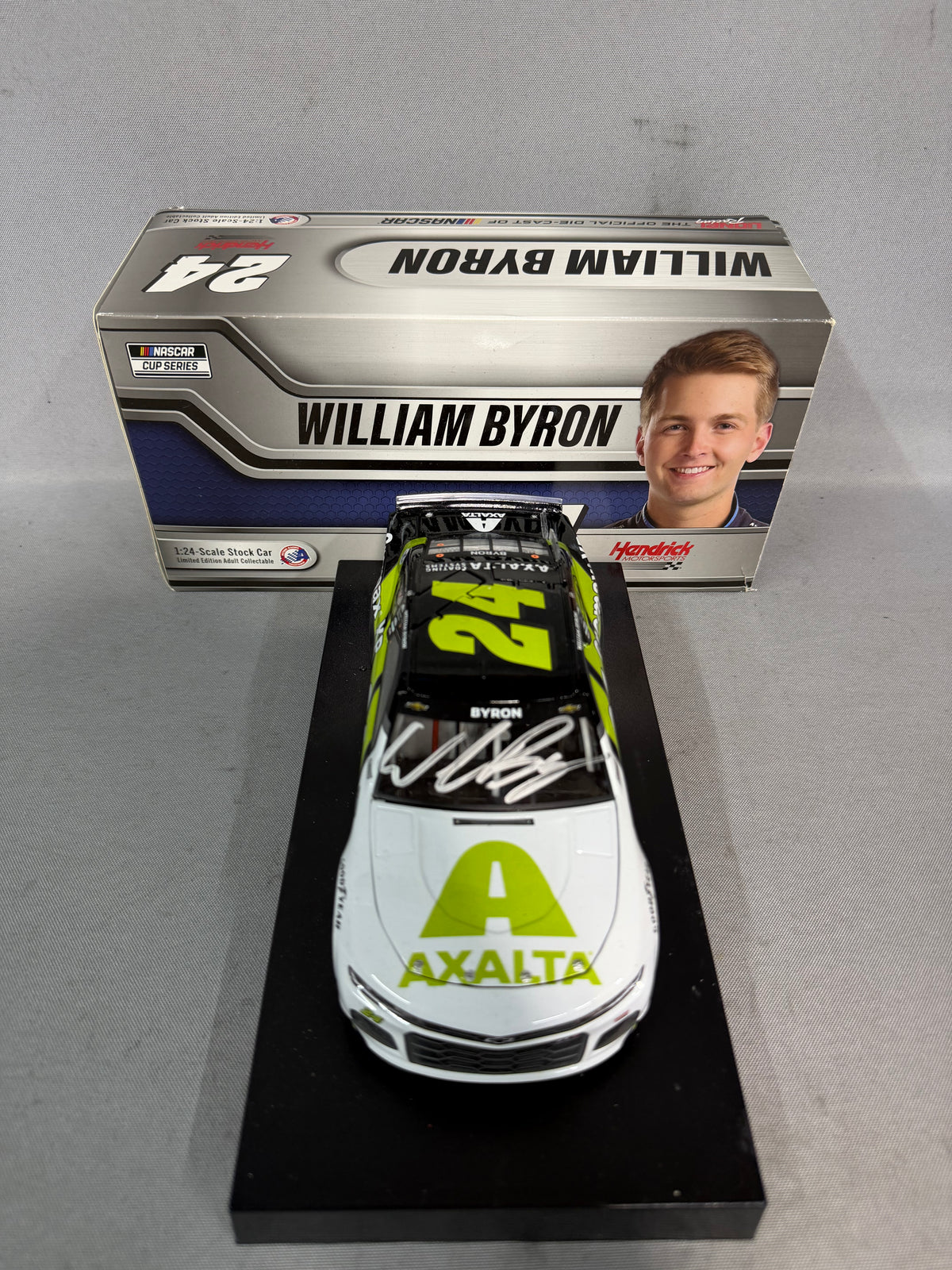 William Byron #24 2021 Axalta Color of The Year Nascar Autographed Diecast