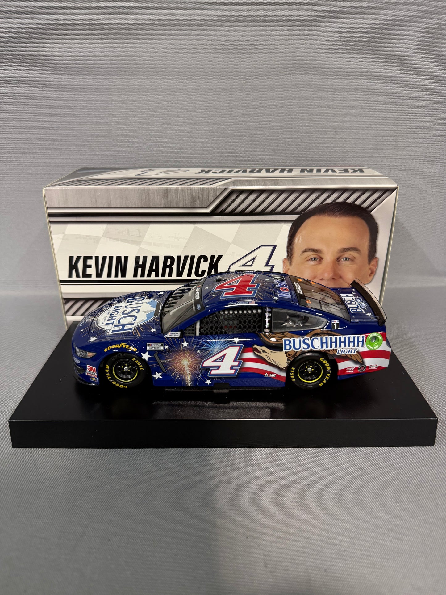 Kevin Harvick #4 2020 Busch Light Patriotic Nascar Diecast
