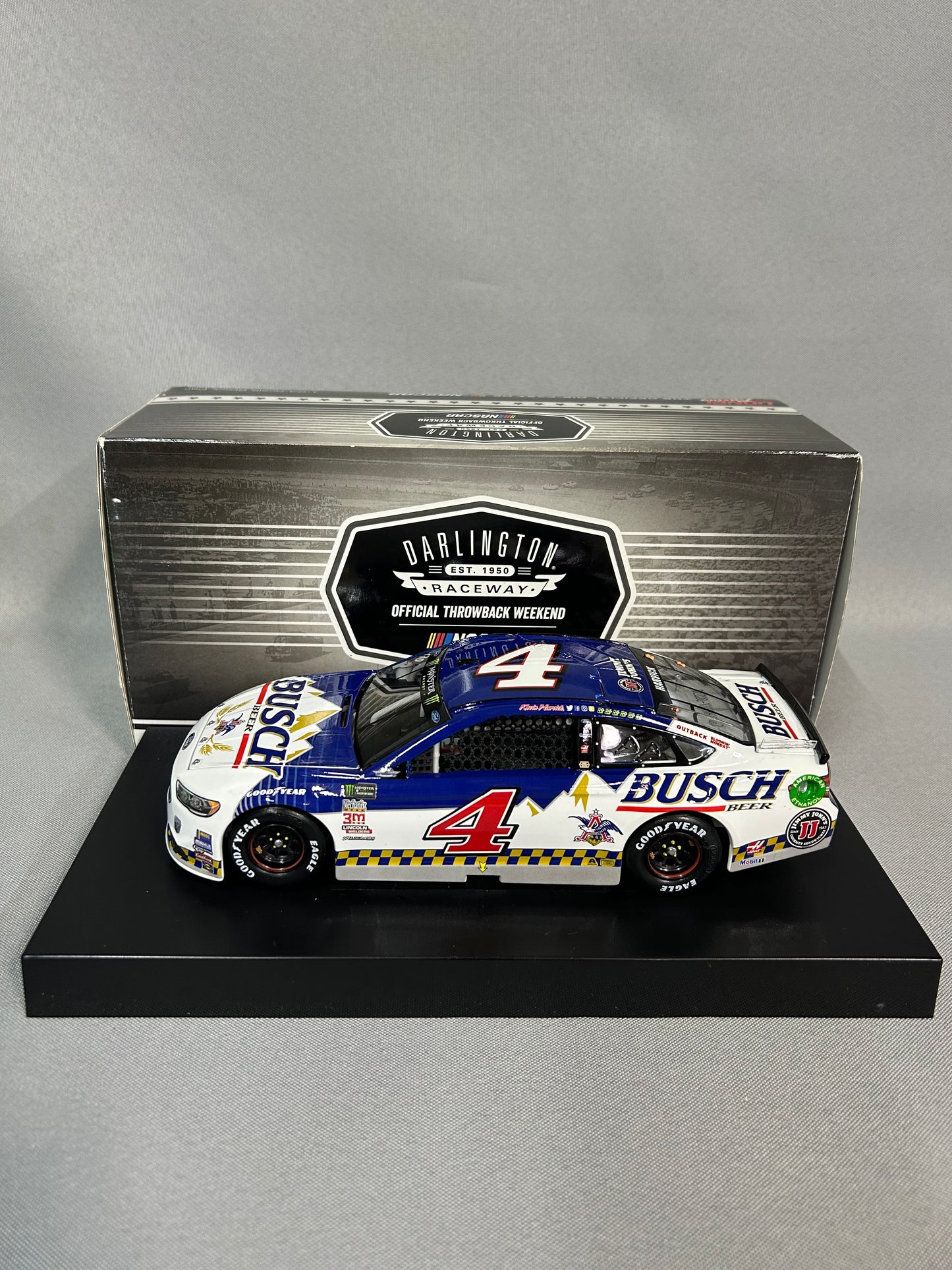 Kevin Harvick #4 2018 Busch Beer Darlington Nascar Diecast