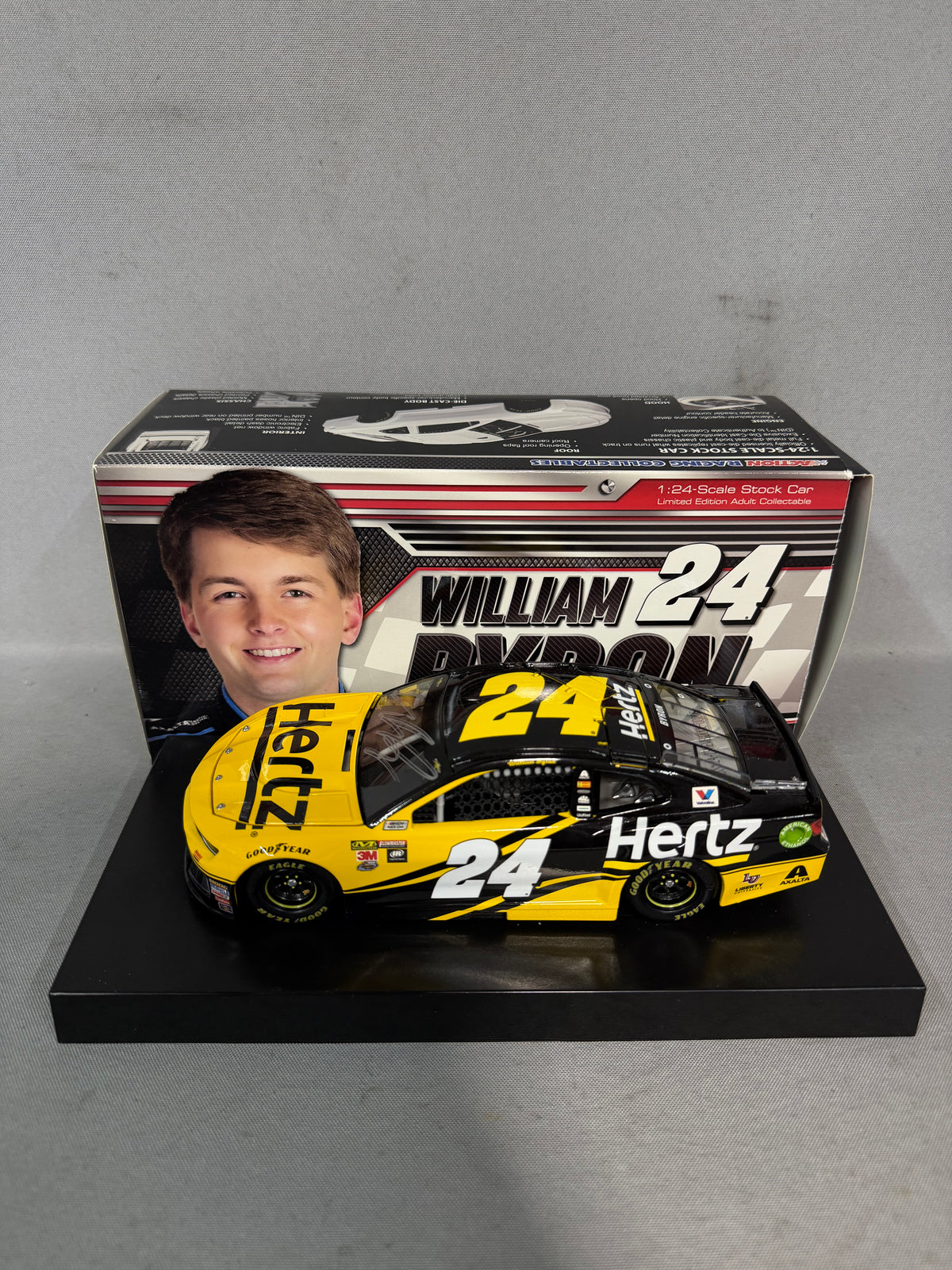 William Byron #24 2018 Hertz Nascar Autographed Diecast