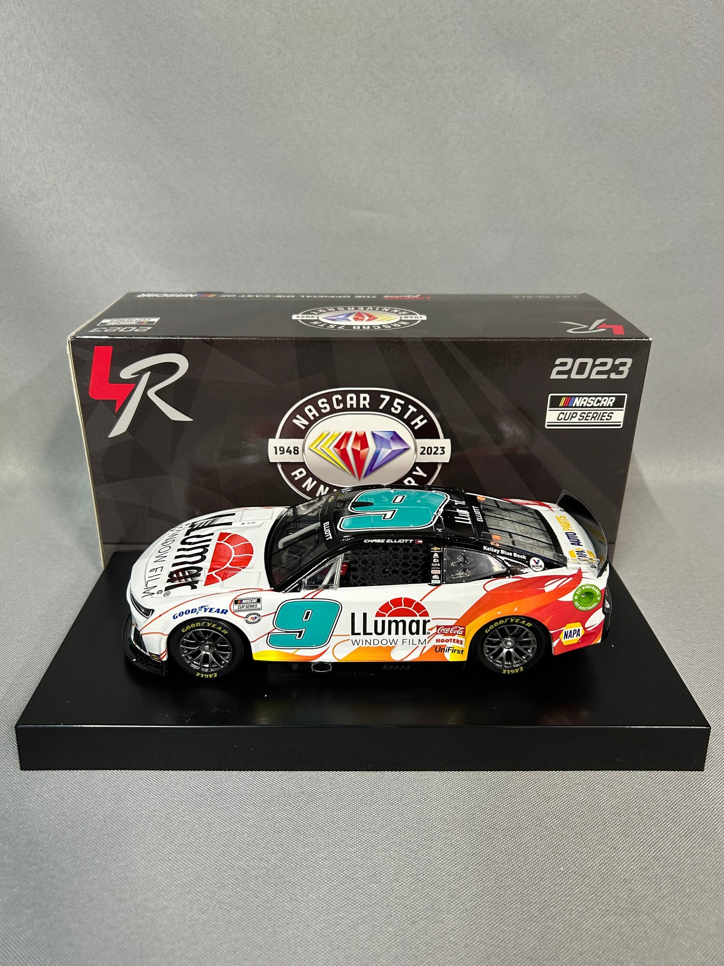 Chase Elliott #9 2023 Llumar Windows Nascar Diecast