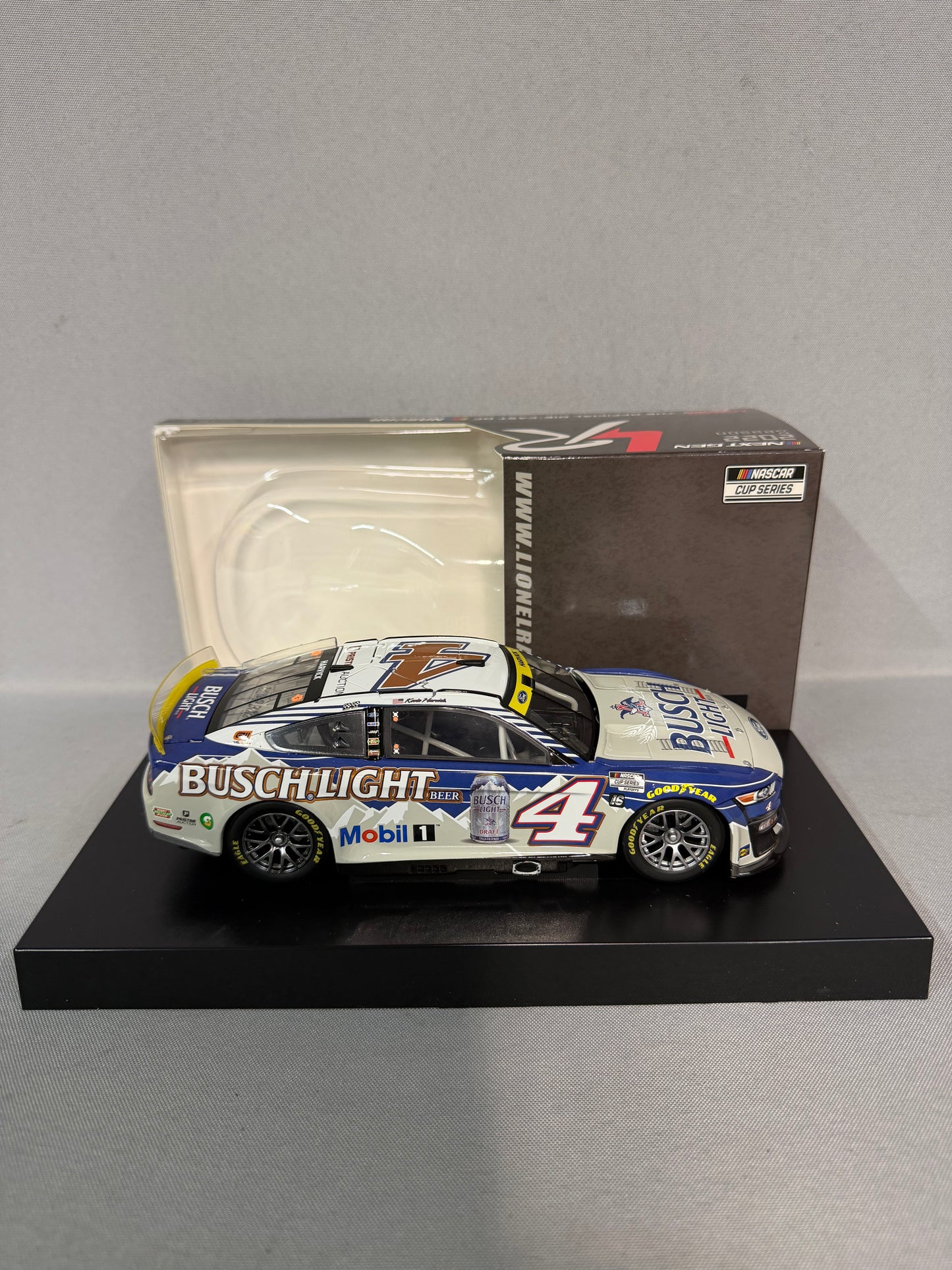 Kevin Harvick #4 2022 Busch Light Retro Nascar Diecast