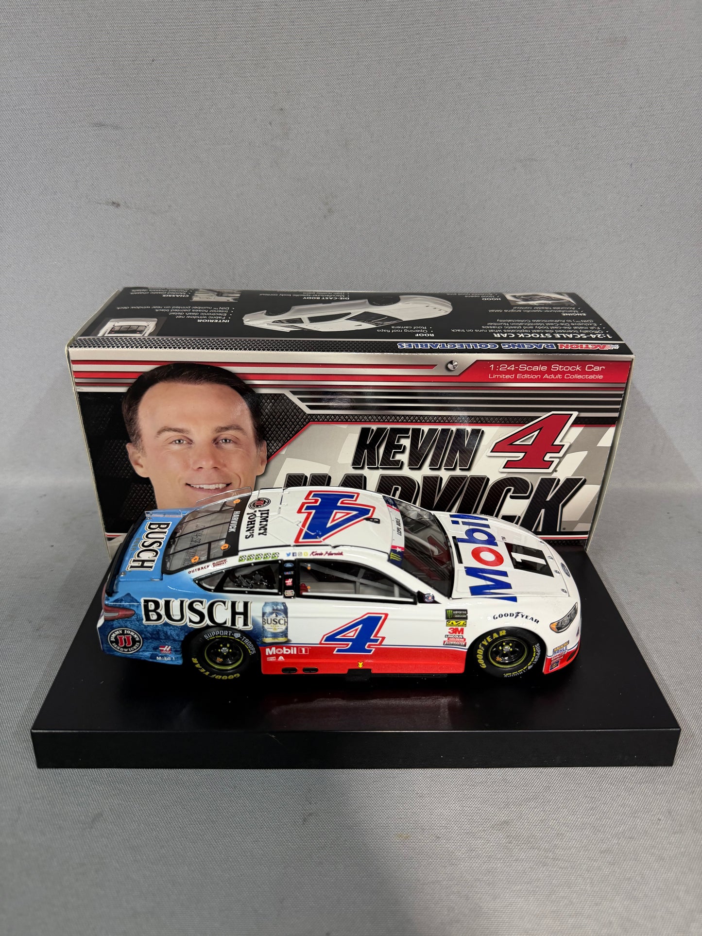 Kevin Harvick #4 2018 Mobil 1 Busch Beer Nascar Diecast