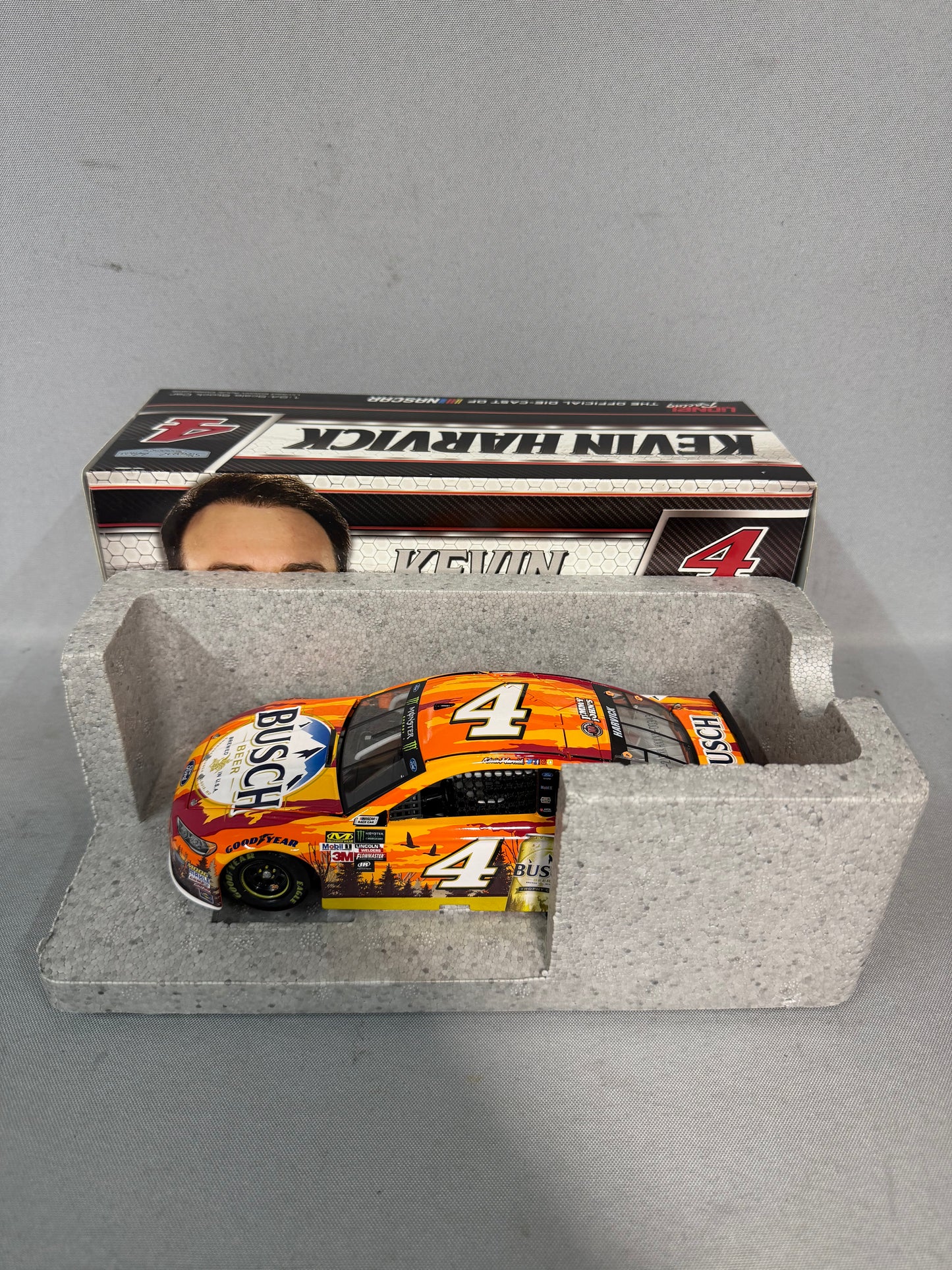 Kevin Harvick #4 2017 Busch Beer Outdoors Nascar Diecast