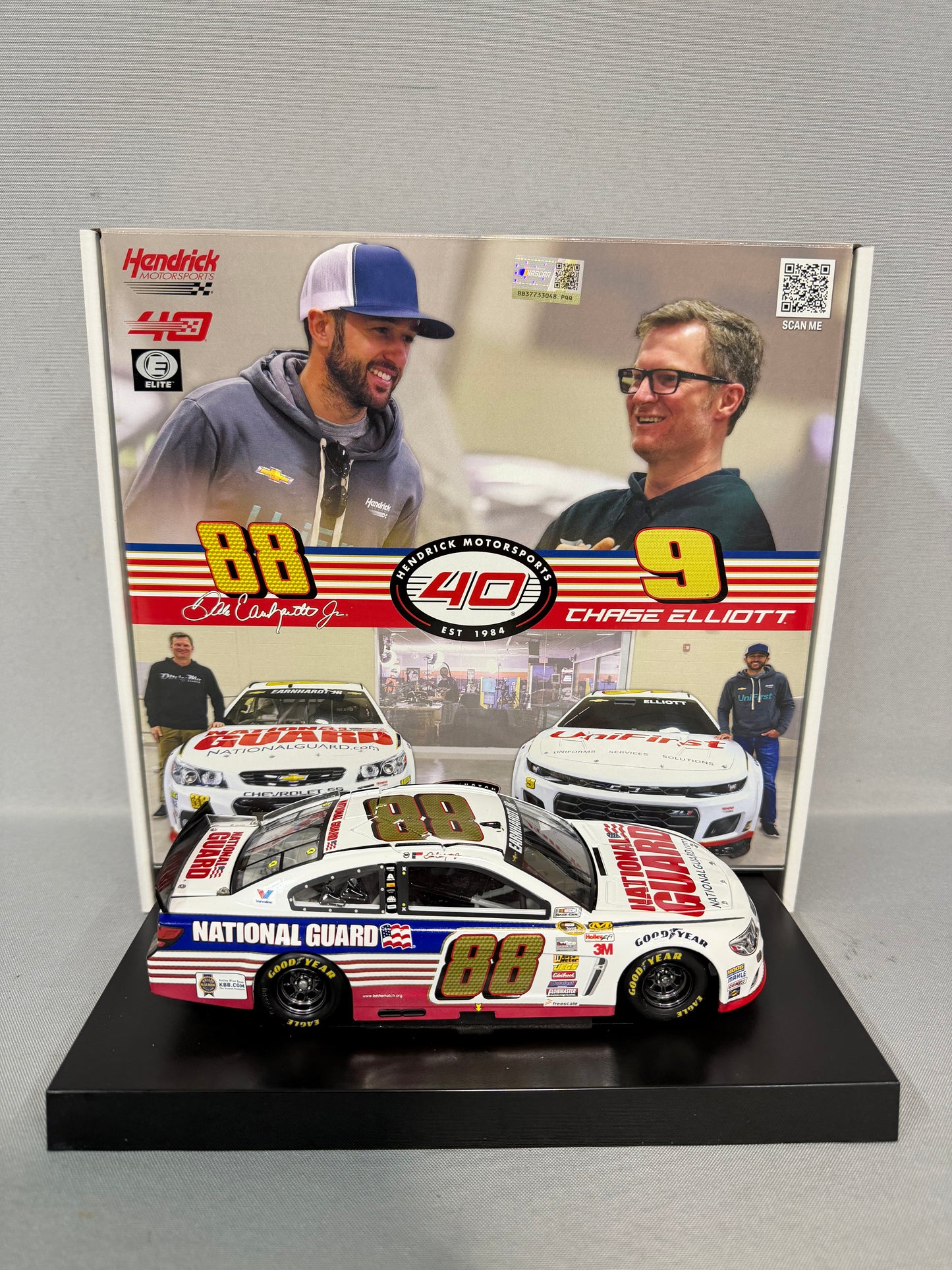 Chase Elliott #9 Dale Earnhardt Jr #88 2024 Elite Darlington Throwback Nascar Diecast 2 Pack