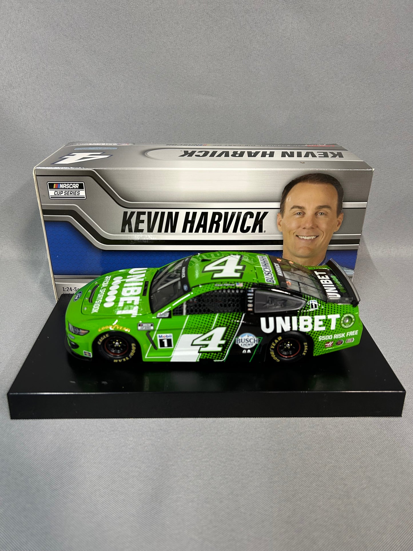 Kevin Harvick #4 2021 Unibet Nascar Diecast