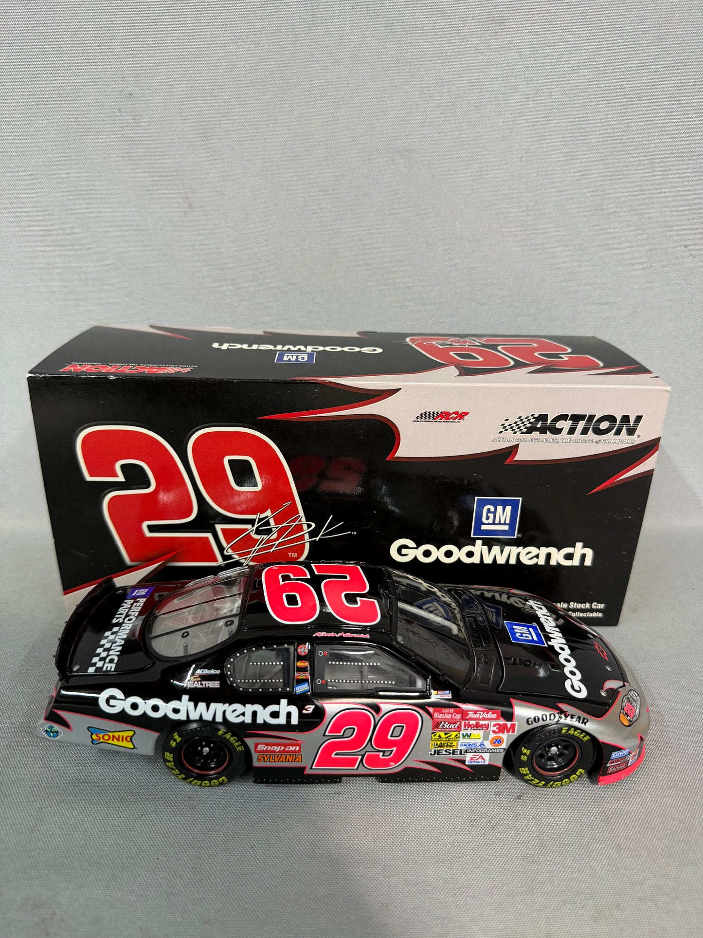Kevin Harvick #29 2003 GM Goodwrench Nascar Diecast