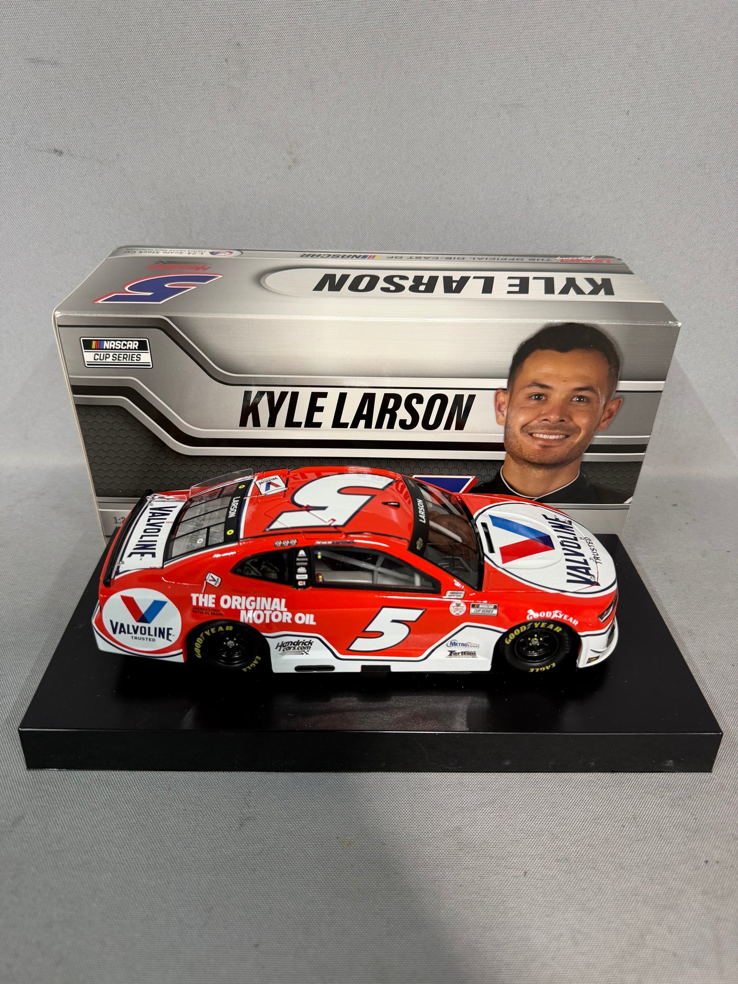 Kyle Larson #5 2021 Valvoline Nascar Diecast