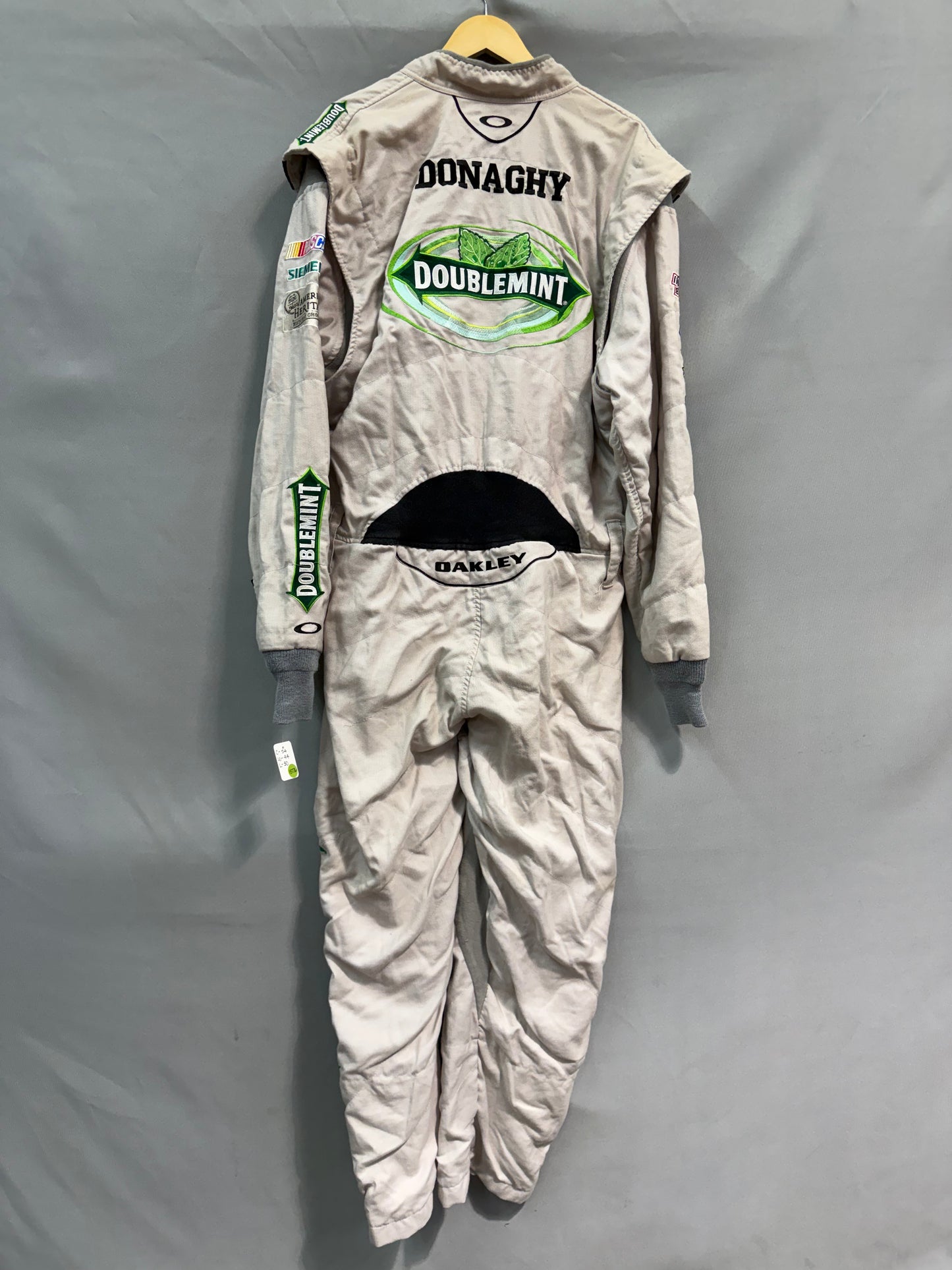 Kyle Busch #18 2013 Doublemint Nascar Crew Firesuit C-54 W-44 L-30