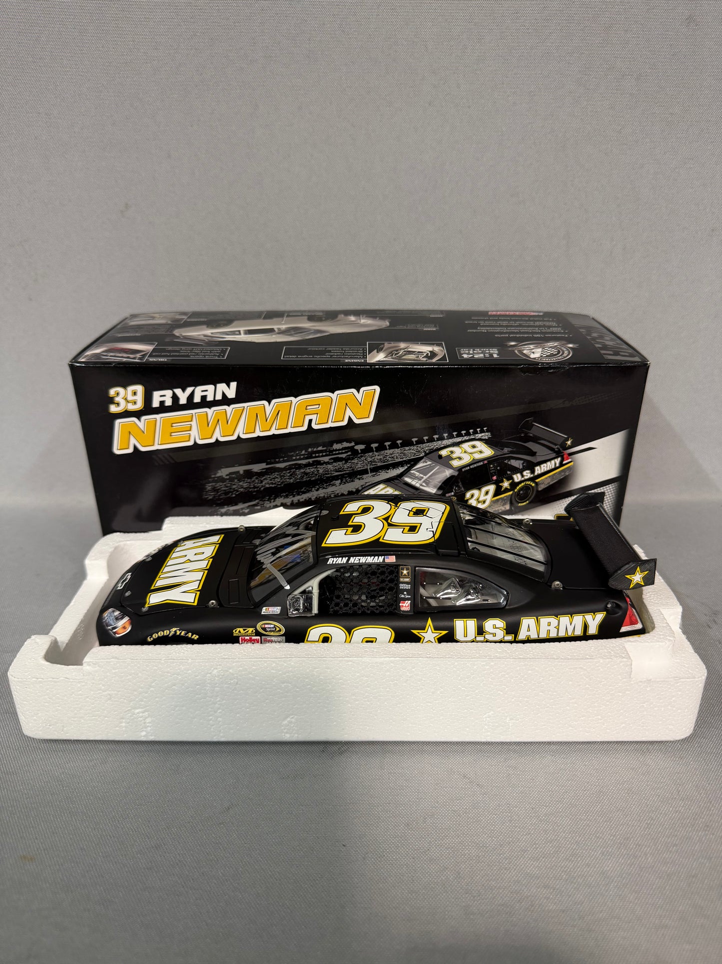 Ryan Newman #39 2009 Army Autographed Nascar Diecast