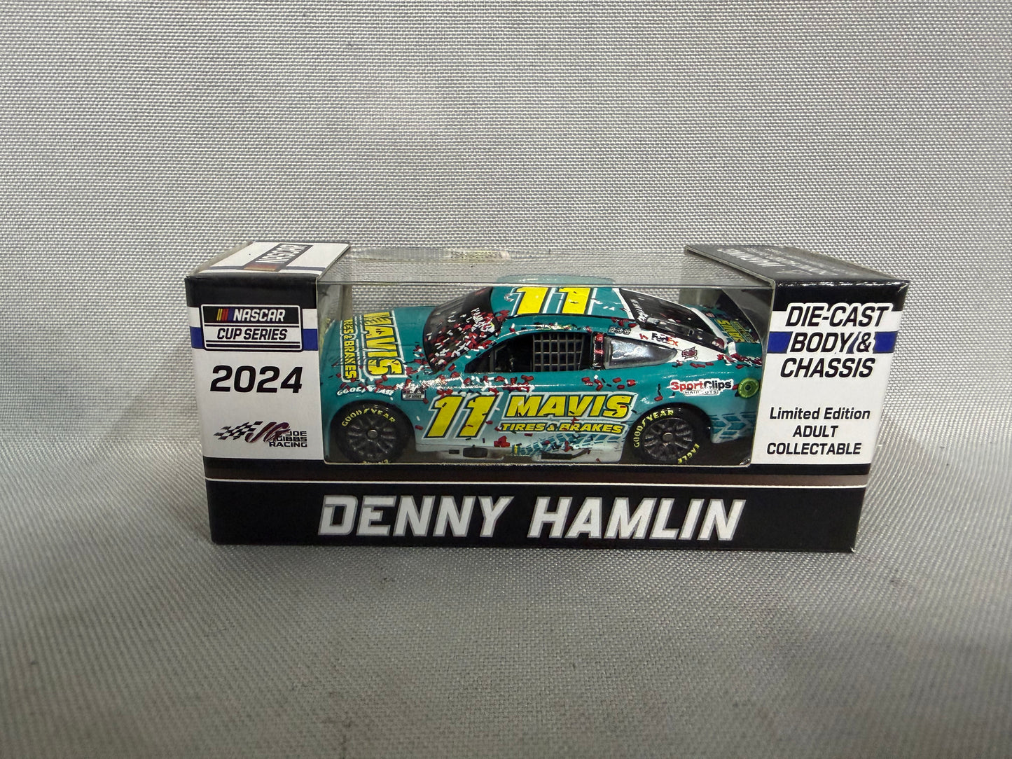 Denny Hamlin #11 2025 Richmond Win Mavis Tire Nascar 1/64 Diecast