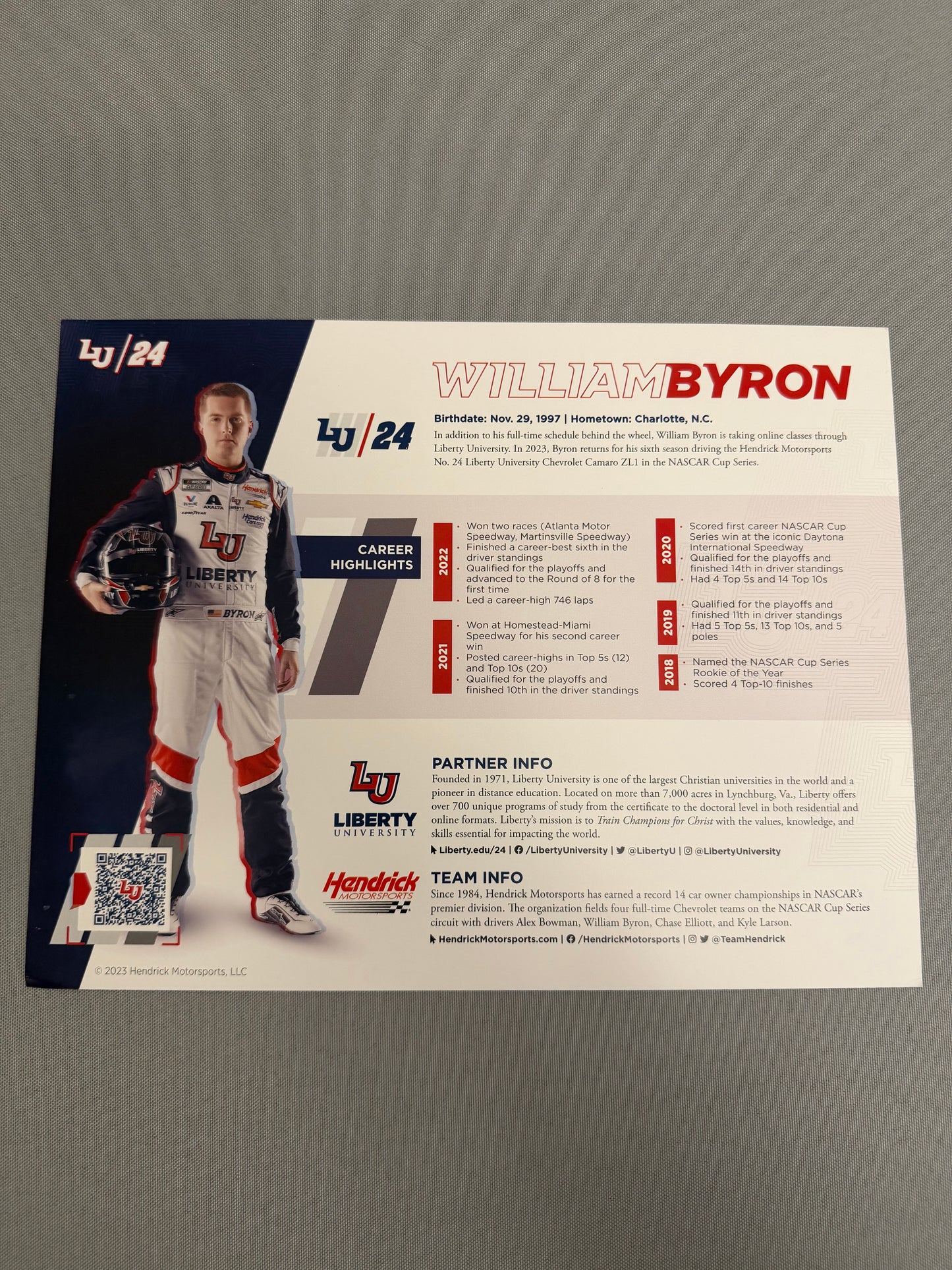 William Byron #24 2023 Liberty University Nascar Hero Card