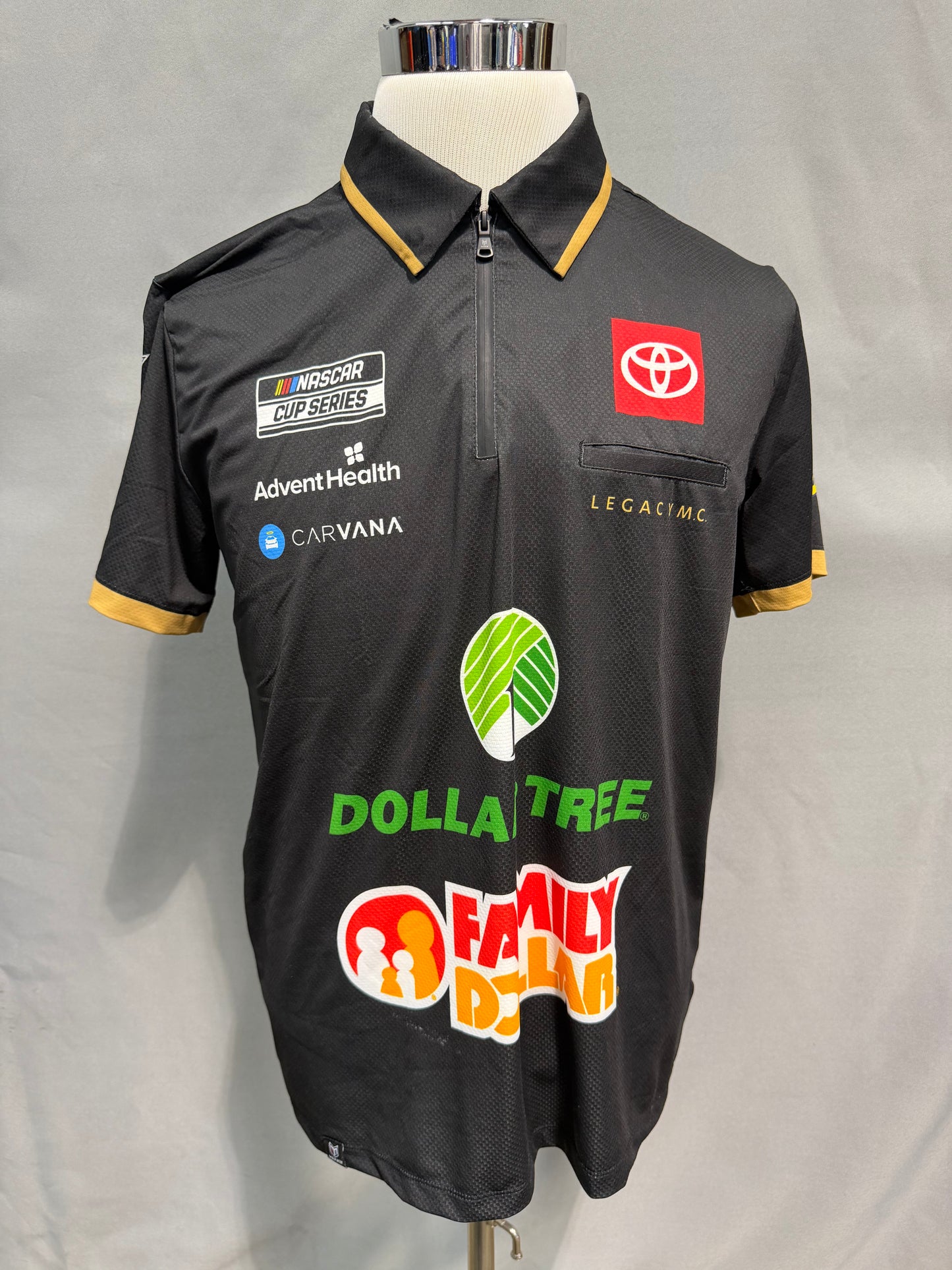 Jimmie Johnson #84 2024 Dollar Tree Family Dollar Nascar Crew Shirt Size Medium