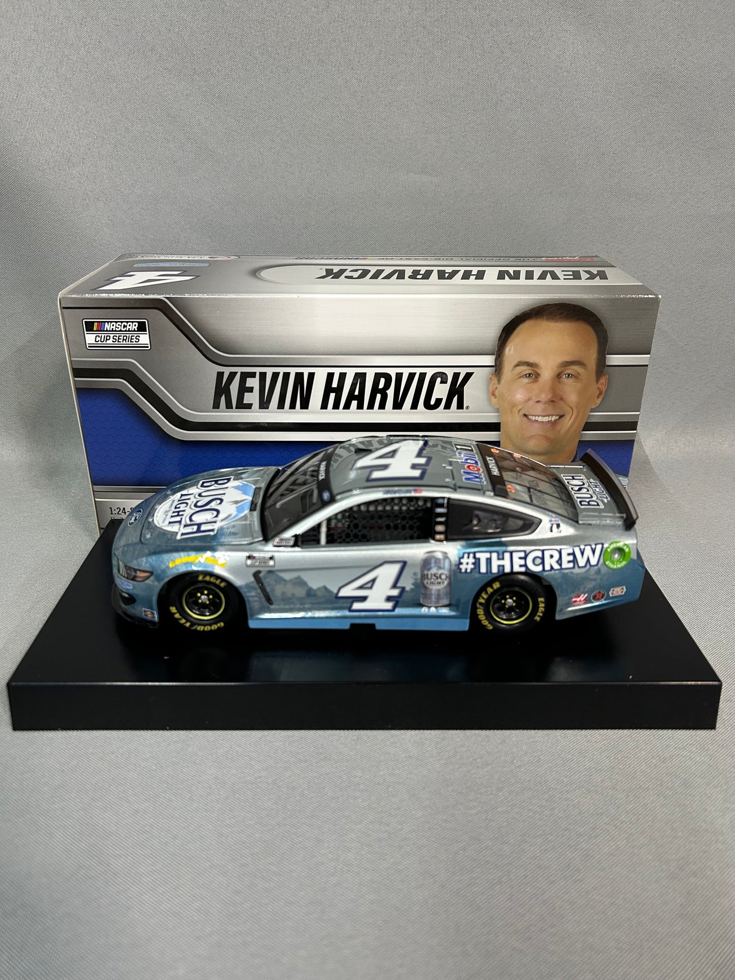 Kevin Harvick #4 2021 Busch Light The Crew Nascar Diecast