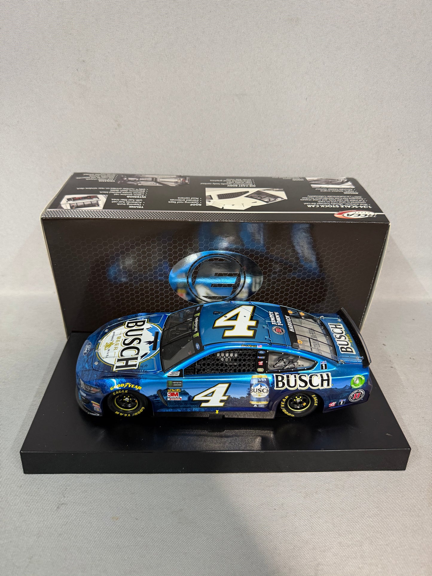 Kevin Harvick #4 2019 Busch Beer Elite Liquid Color Din 4 Door Number Nascar Diecast