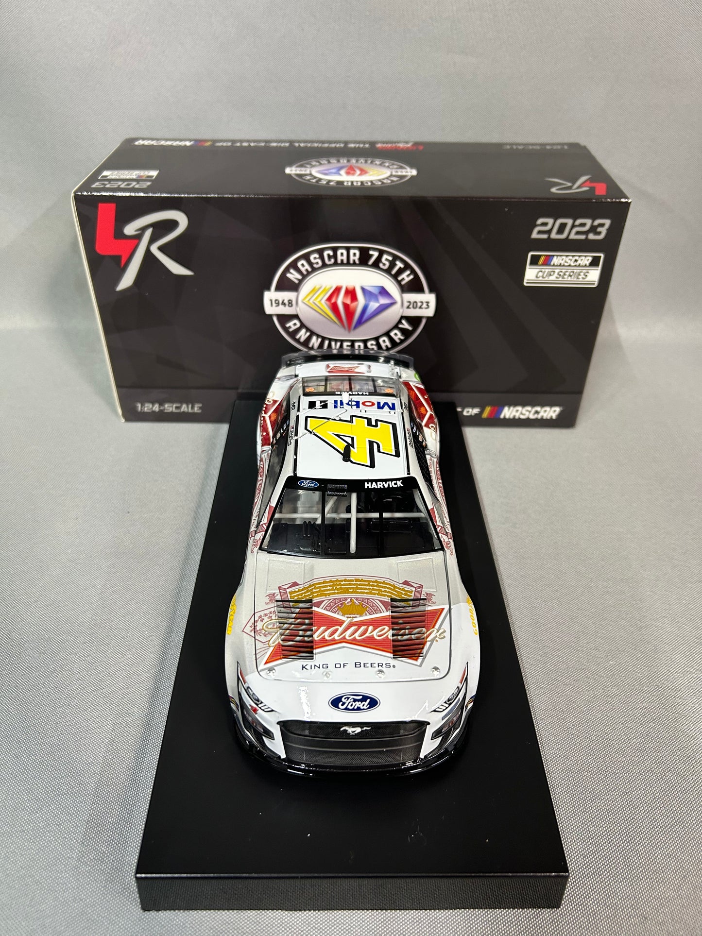 Kevin Harvick #4 2023 Budweiser Diamond Nascar Diecast