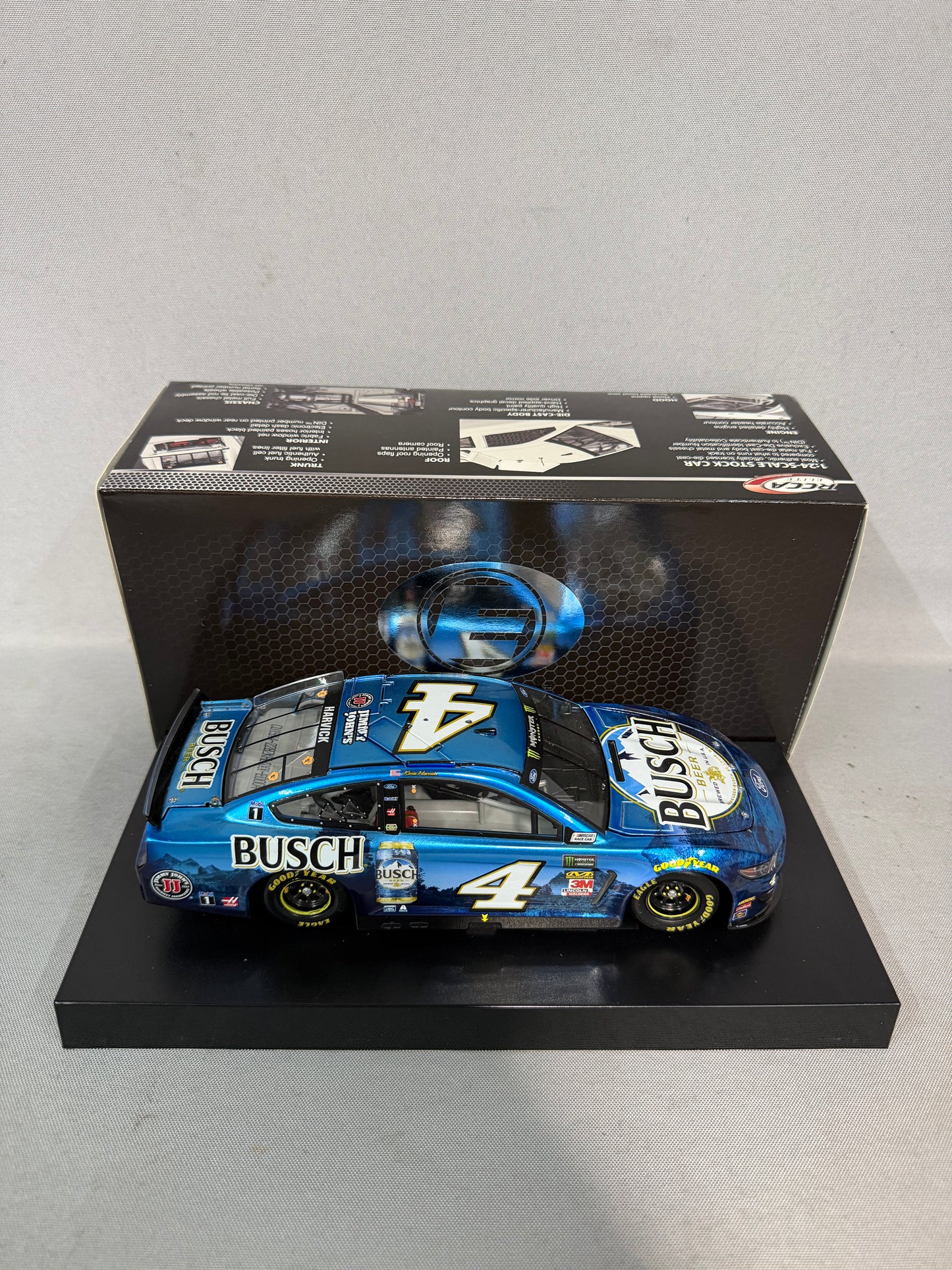 Kevin Harvick #4 2019 Busch Beer Elite Liquid Color Din 4 Door Number Nascar Diecast
