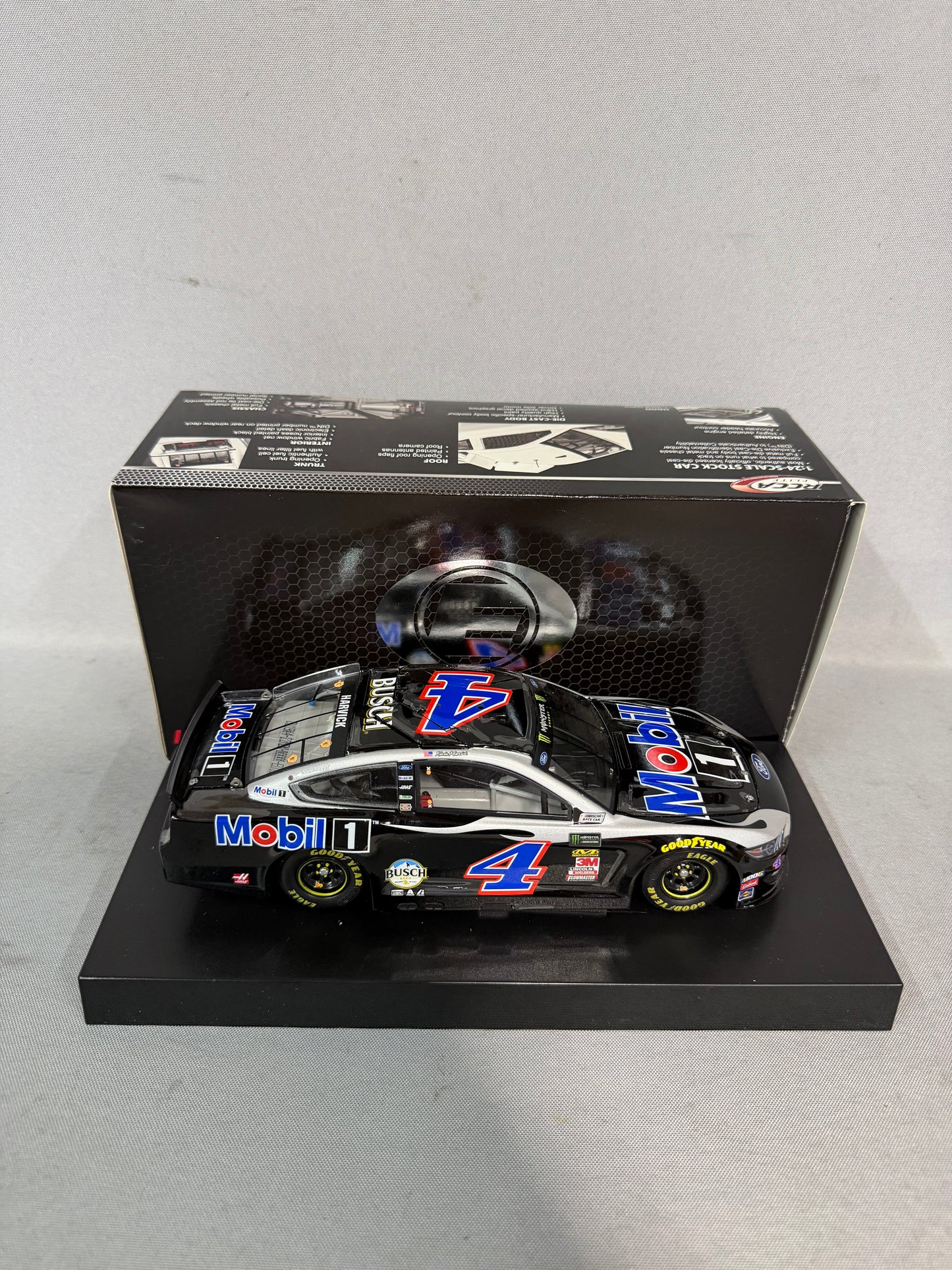 Kevin Harvick #4 2019 Mobil 1 Elite Nascar Diecast