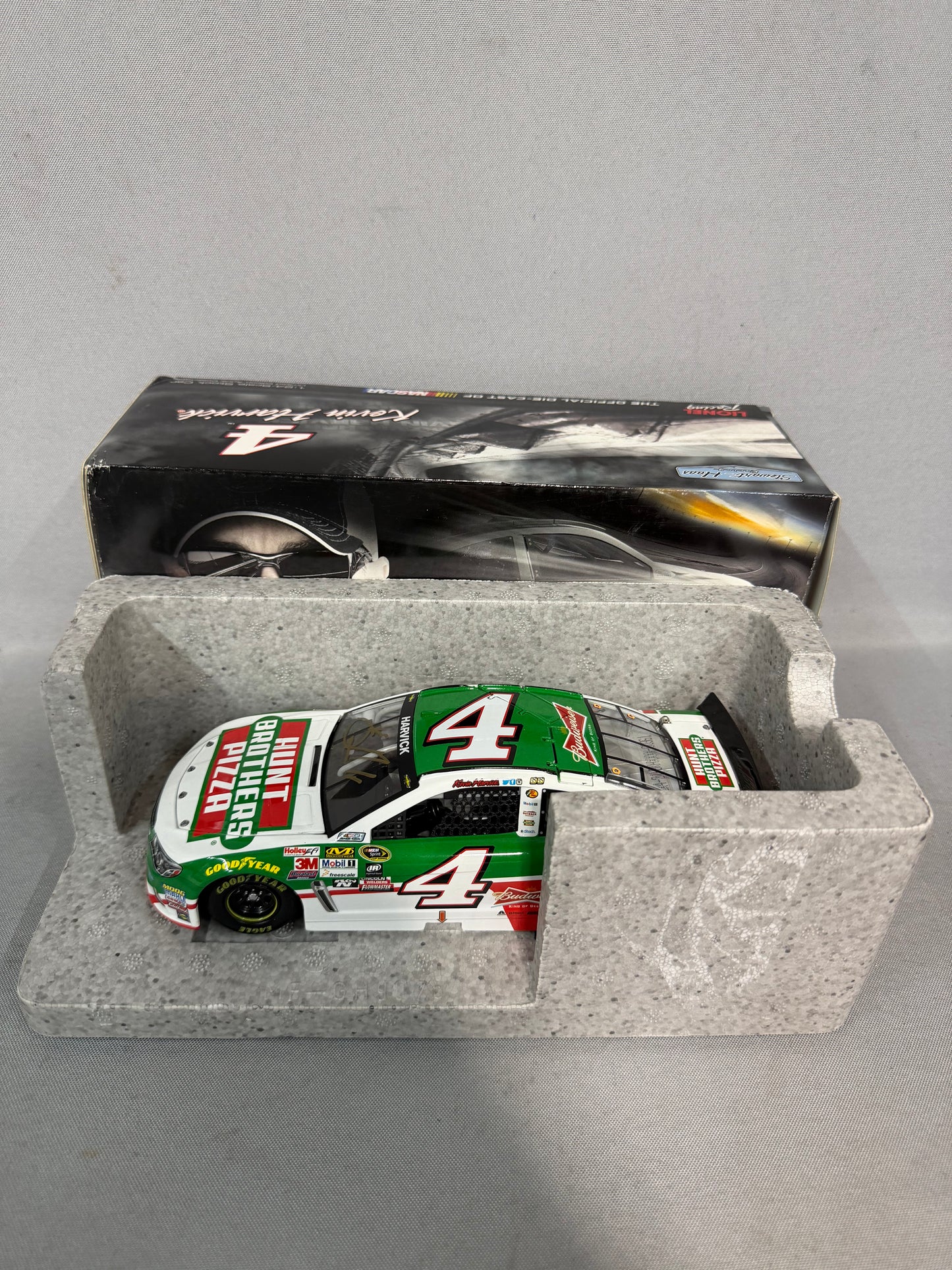 Kevin Harvick #4 2015 Hunt Brothers Pizza Nascar Autographed Diecast