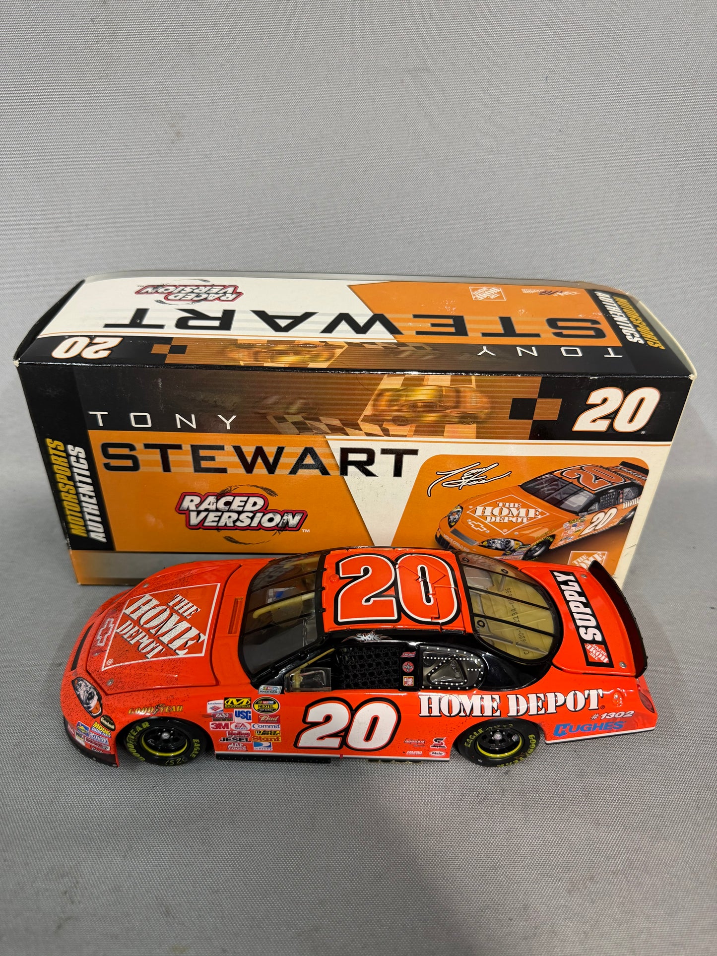 Tony Stewart #20 2006 Martinsville Win Home Depot Nascar Diecast