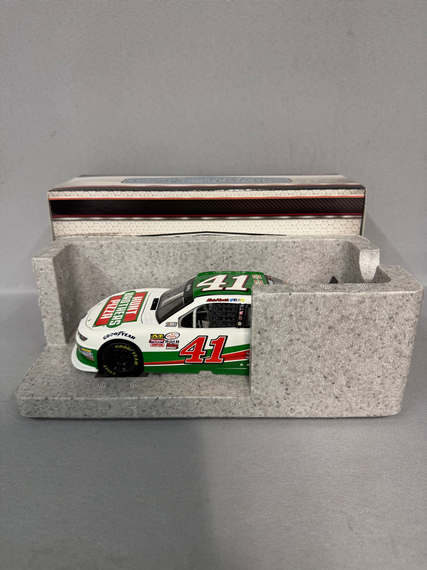Kevin Harvick #41 2017 Hunt Brothers Pizza Nascar Diecast