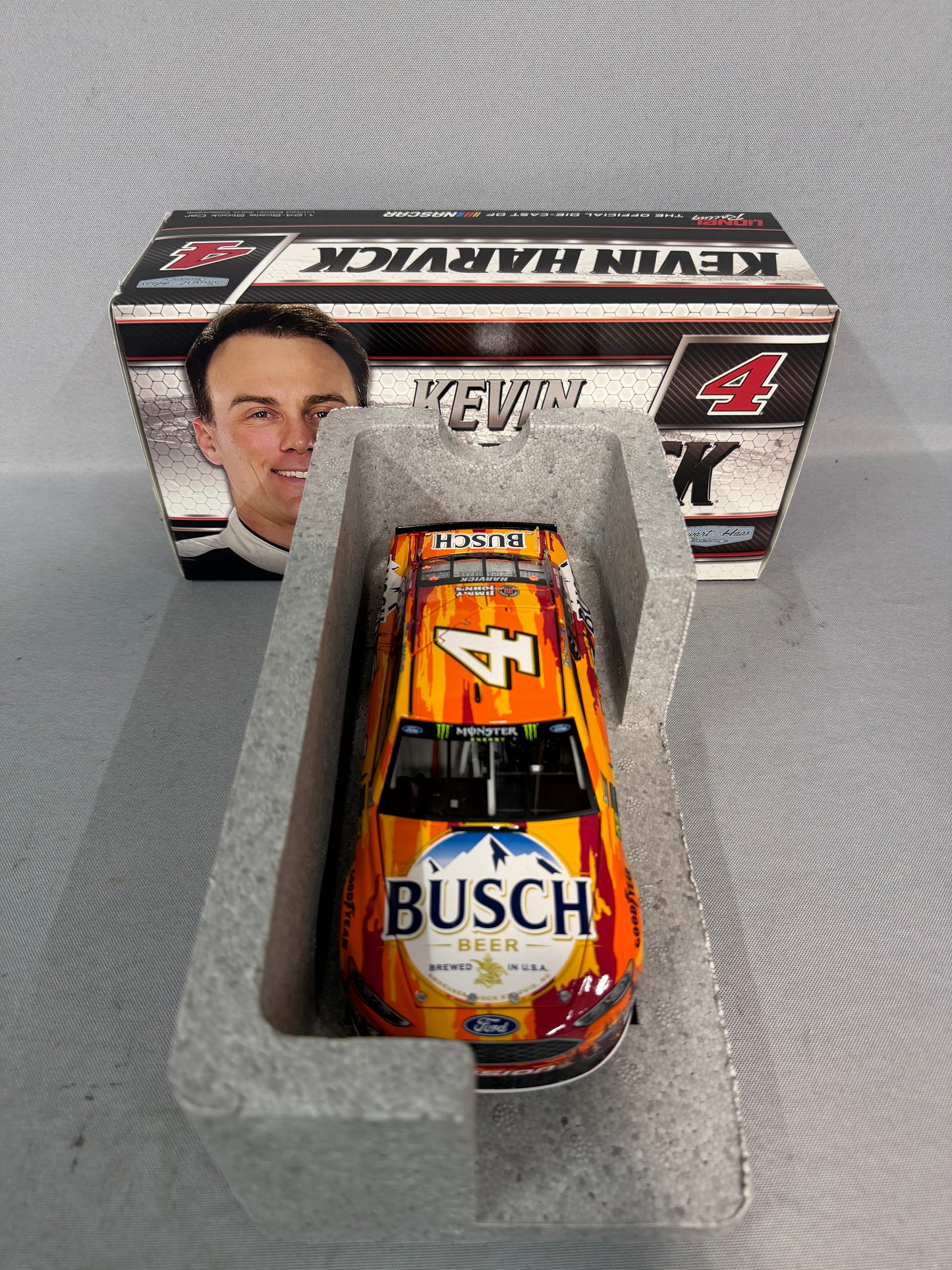 Kevin Harvick #4 2017 Busch Beer Outdoors Nascar Diecast