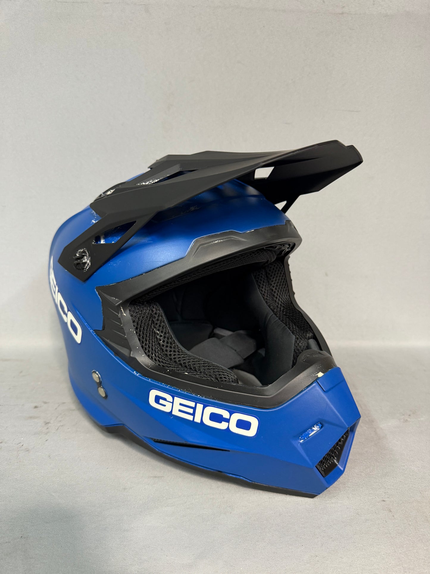 Geico 2022 Nascar Commercial Pit Crew Helmet